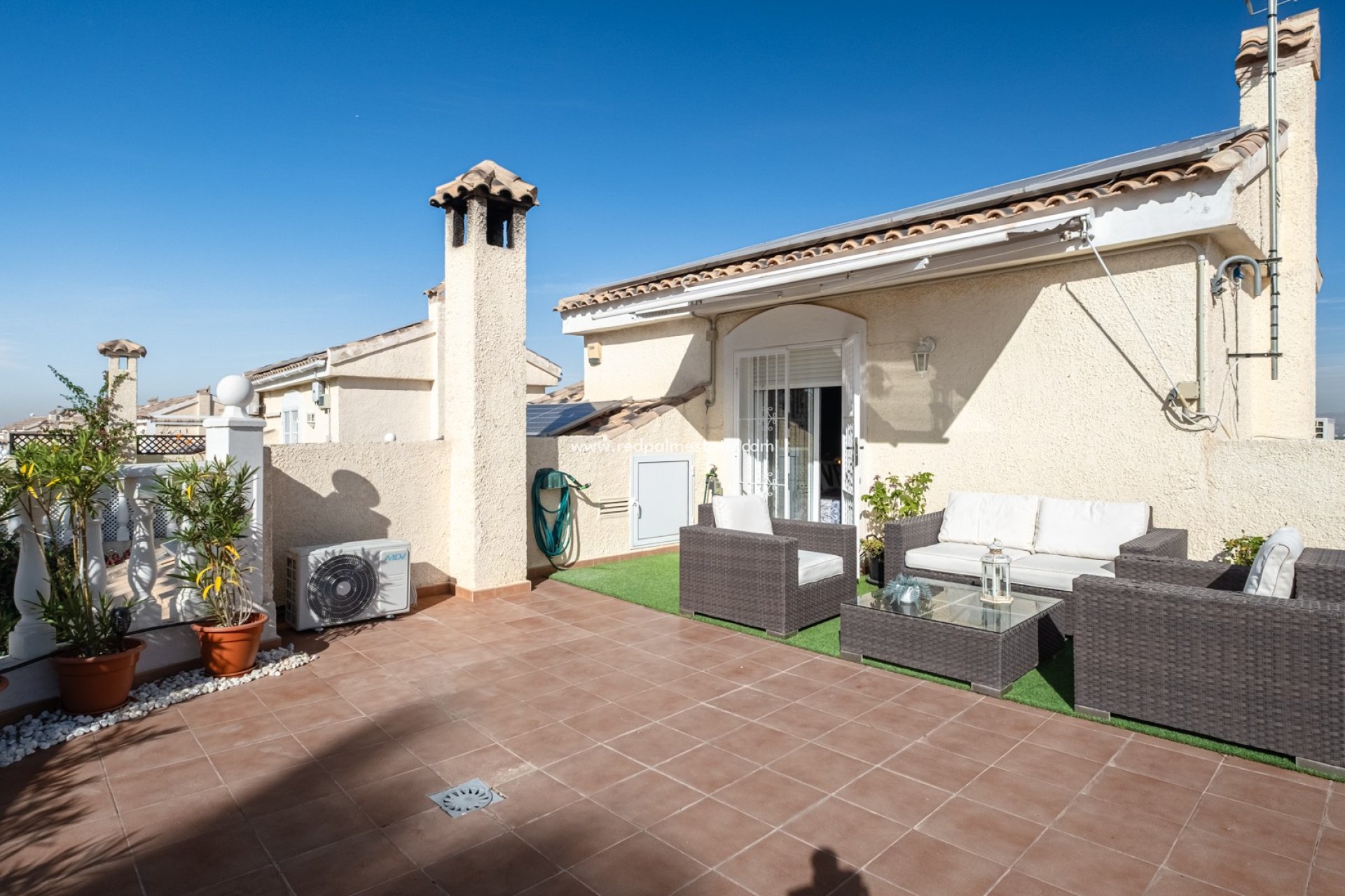 Revente - Villa -
Santa Pola
