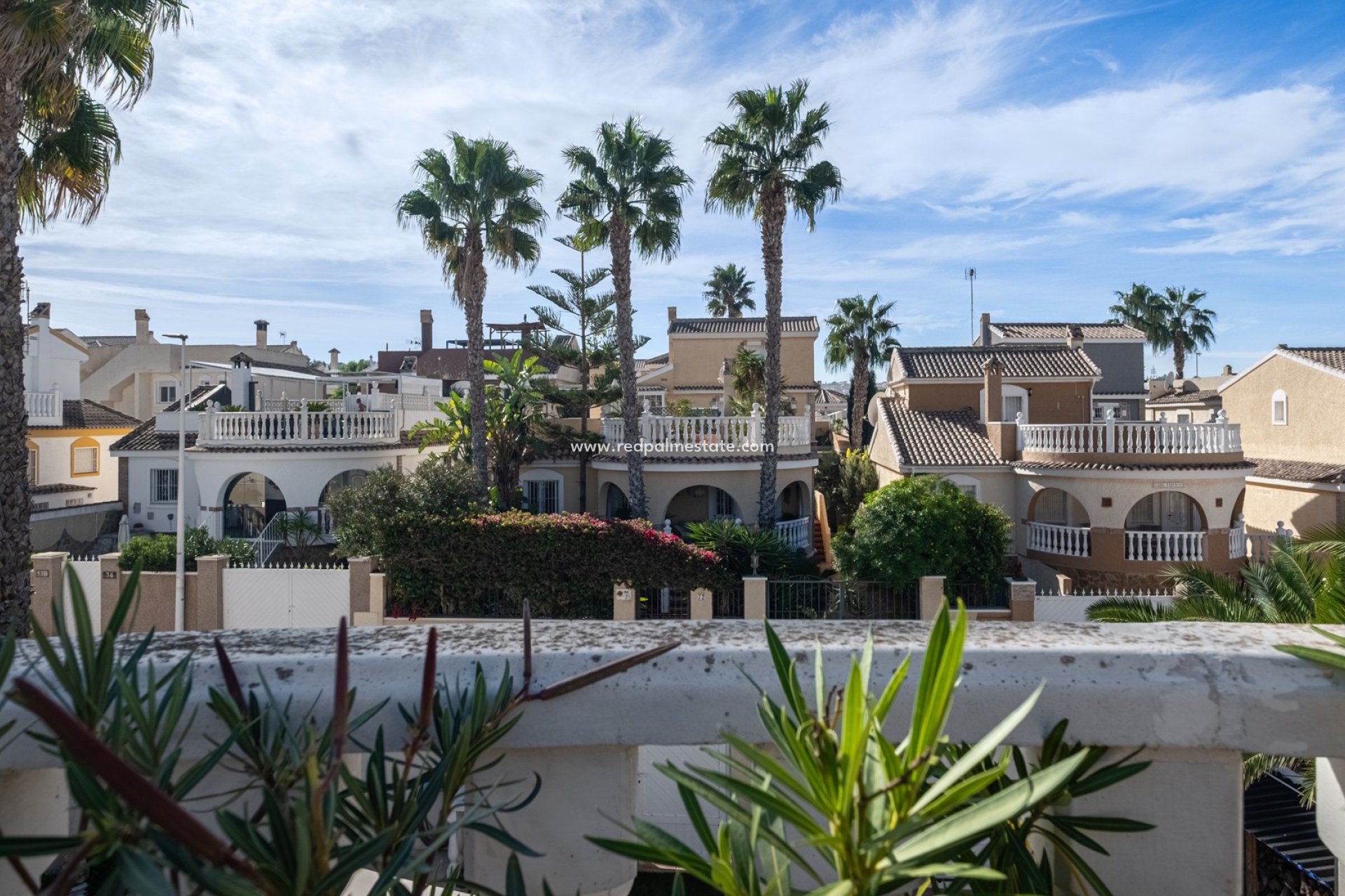 Revente - Villa -
Santa Pola