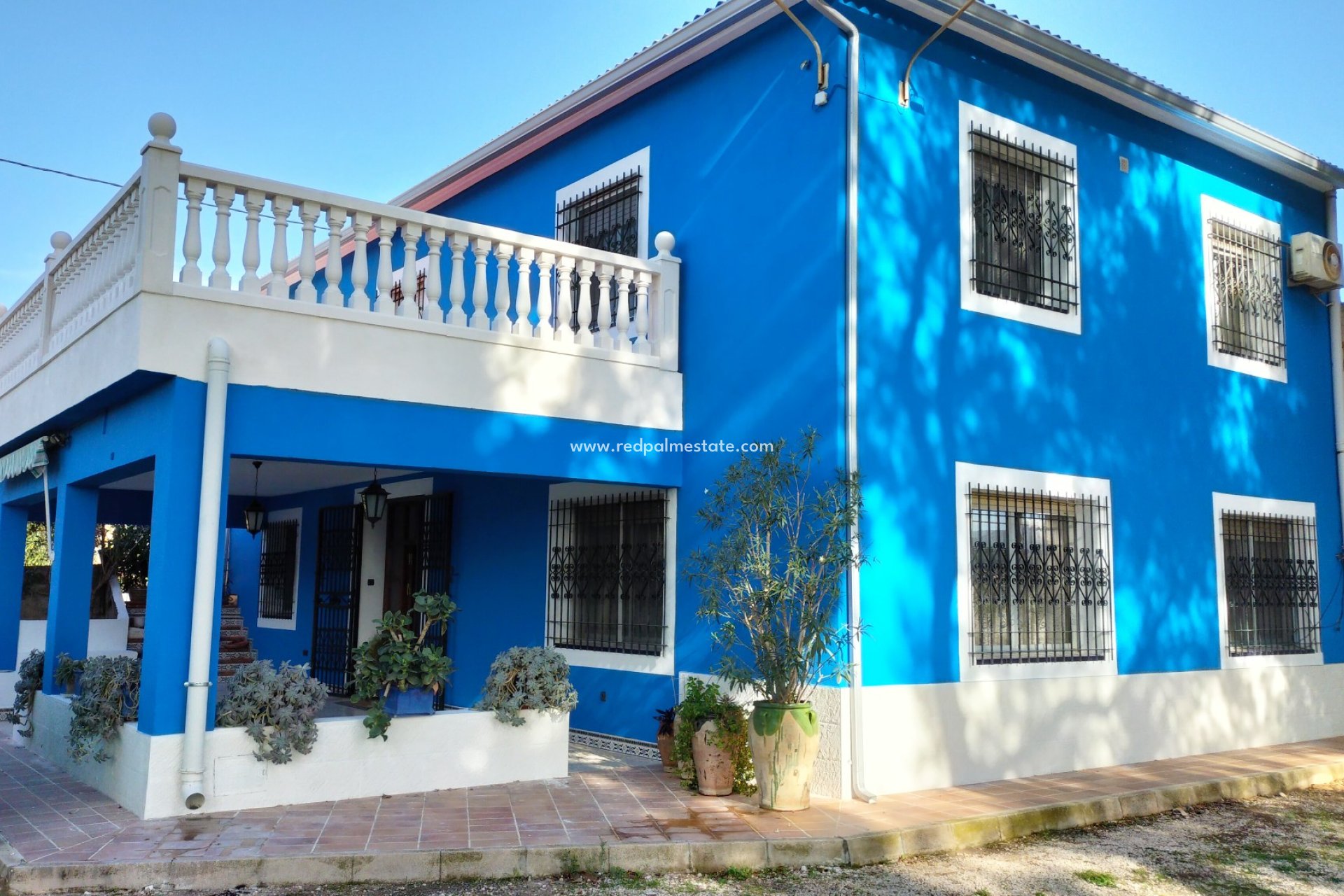 Revente - Villa -
Sax - Inland