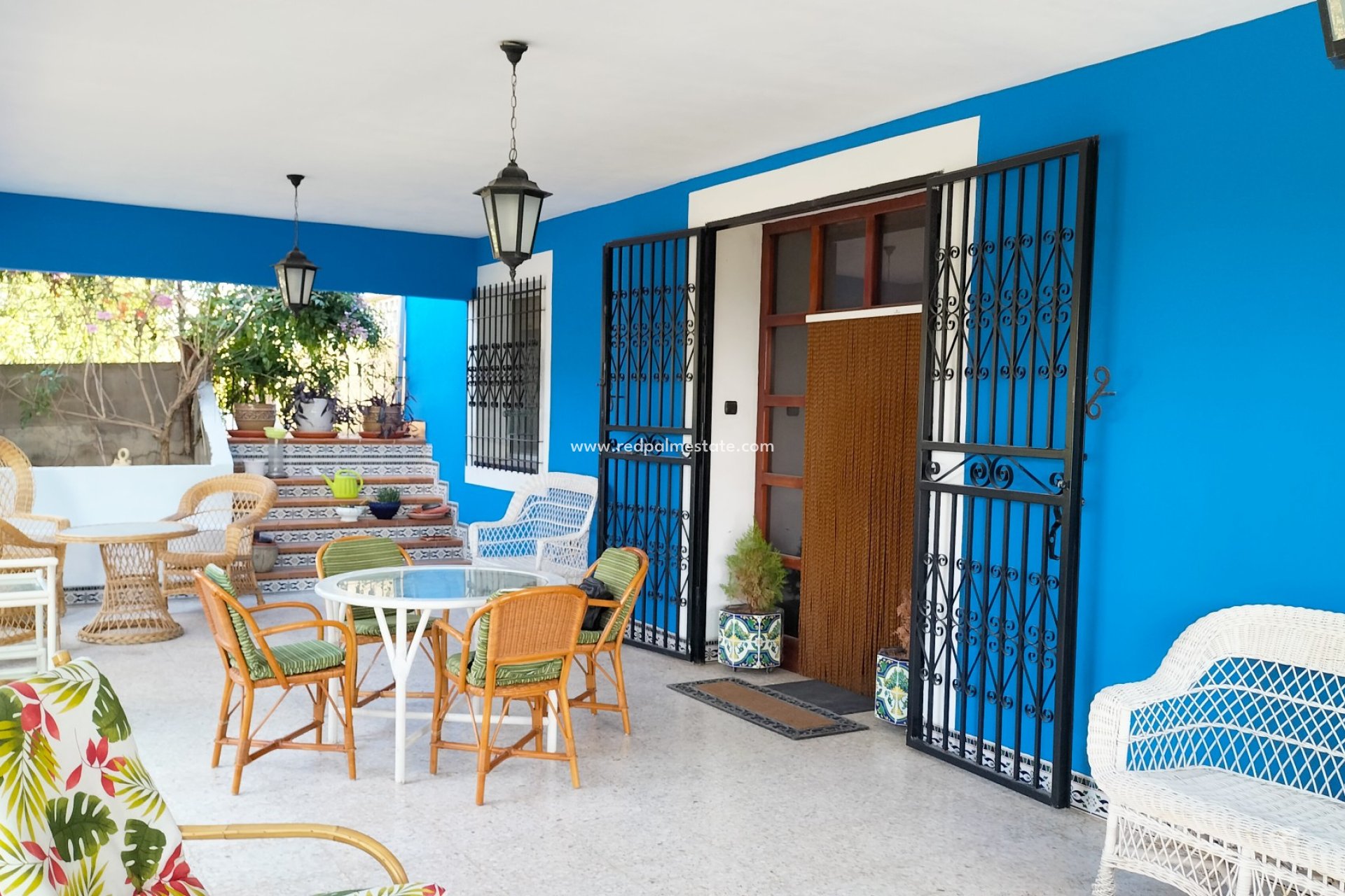 Revente - Villa -
Sax - Inland