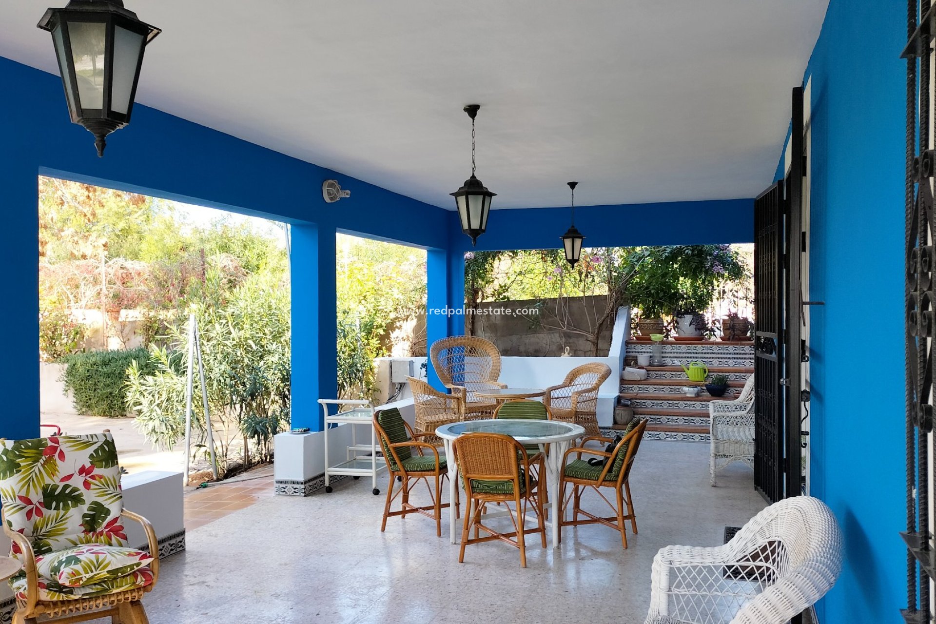 Revente - Villa -
Sax - Inland