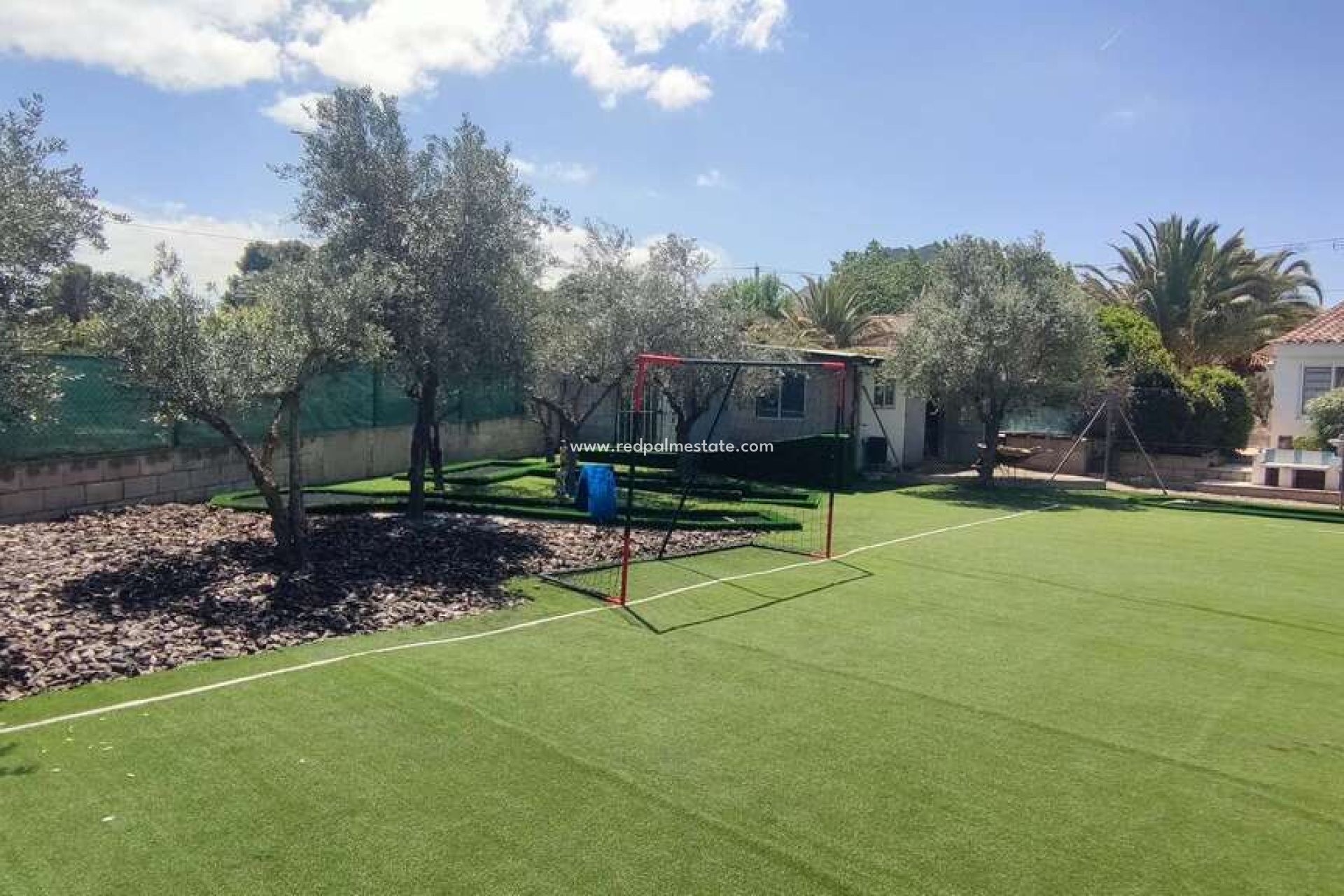 Revente - Villa -
Sax - Inland