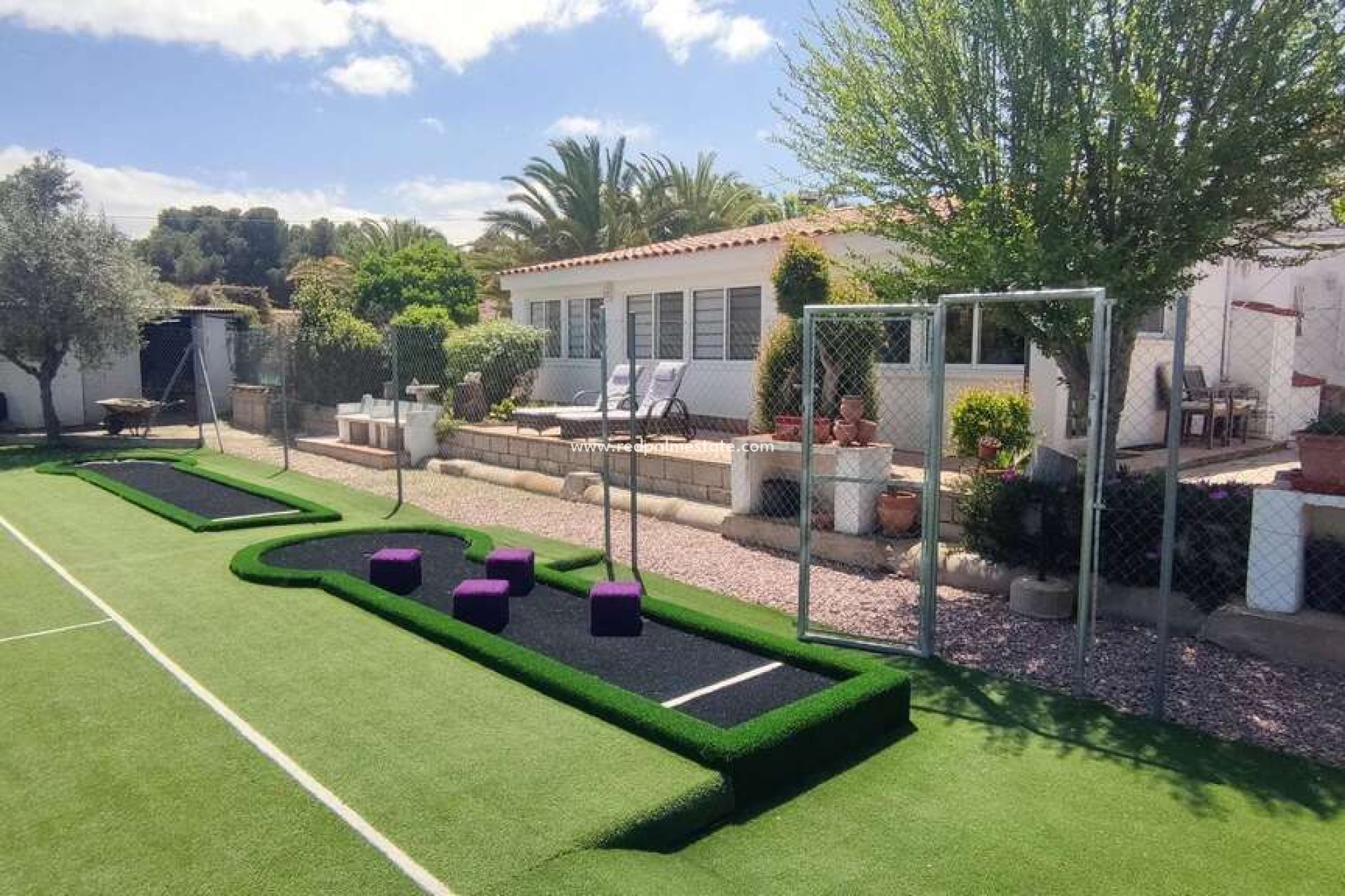 Revente - Villa -
Sax - Inland