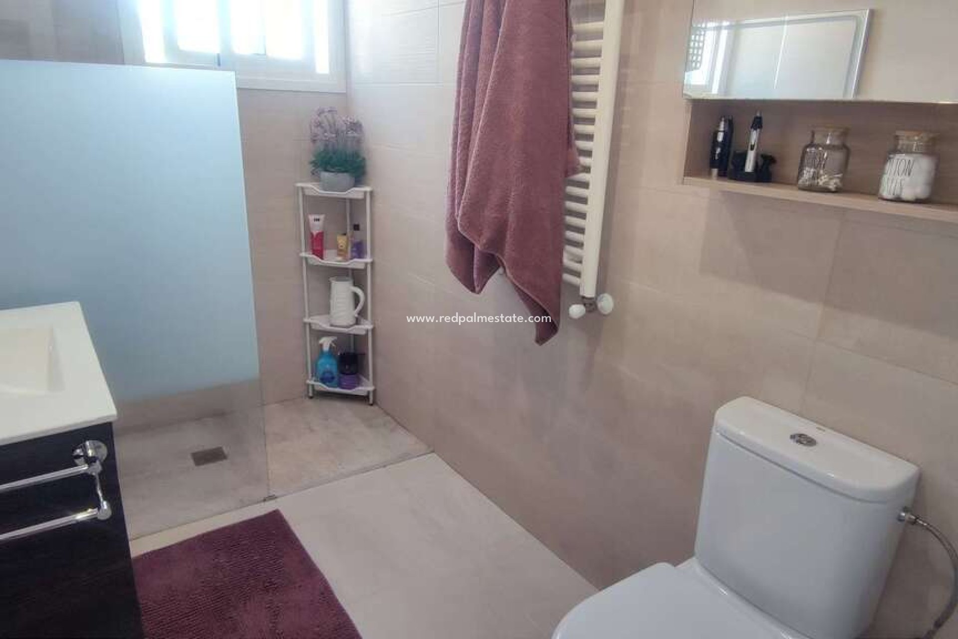 Revente - Villa -
Sax - Inland