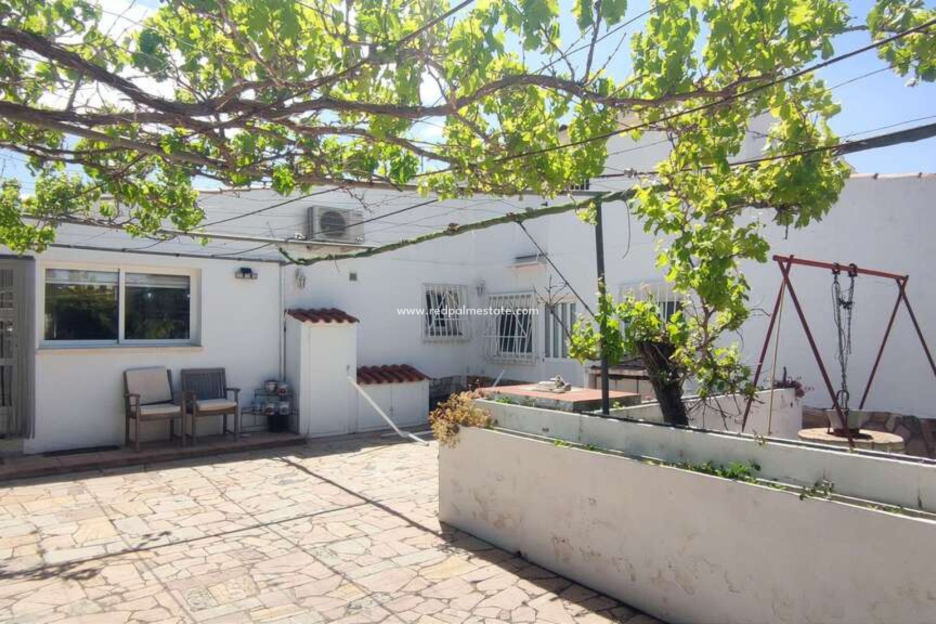 Revente - Villa -
Sax - Inland