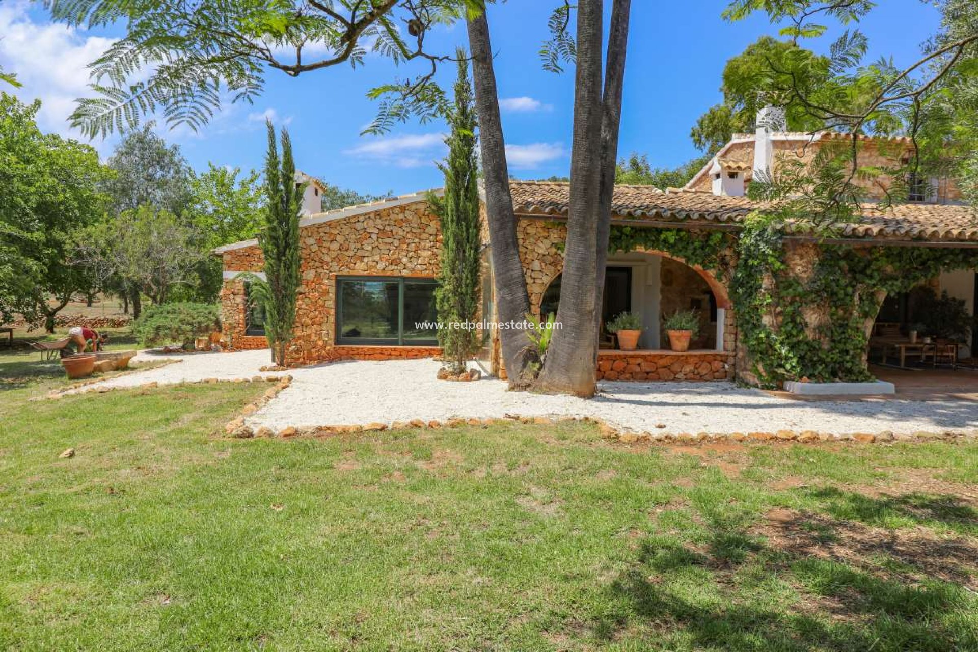 Revente - Villa -
Senija - Inland