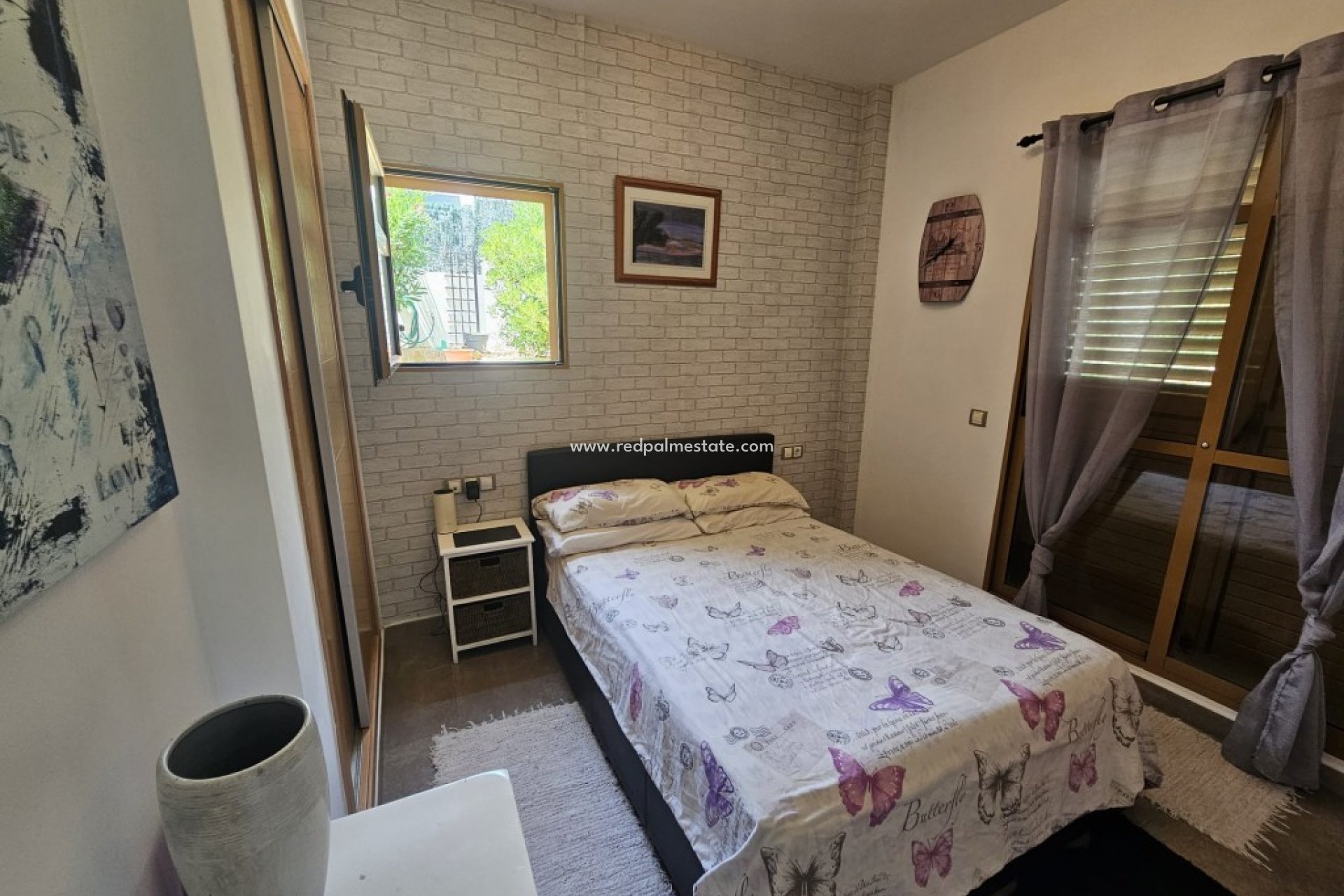 Revente - Villa -
Sierra Cortina - Inland