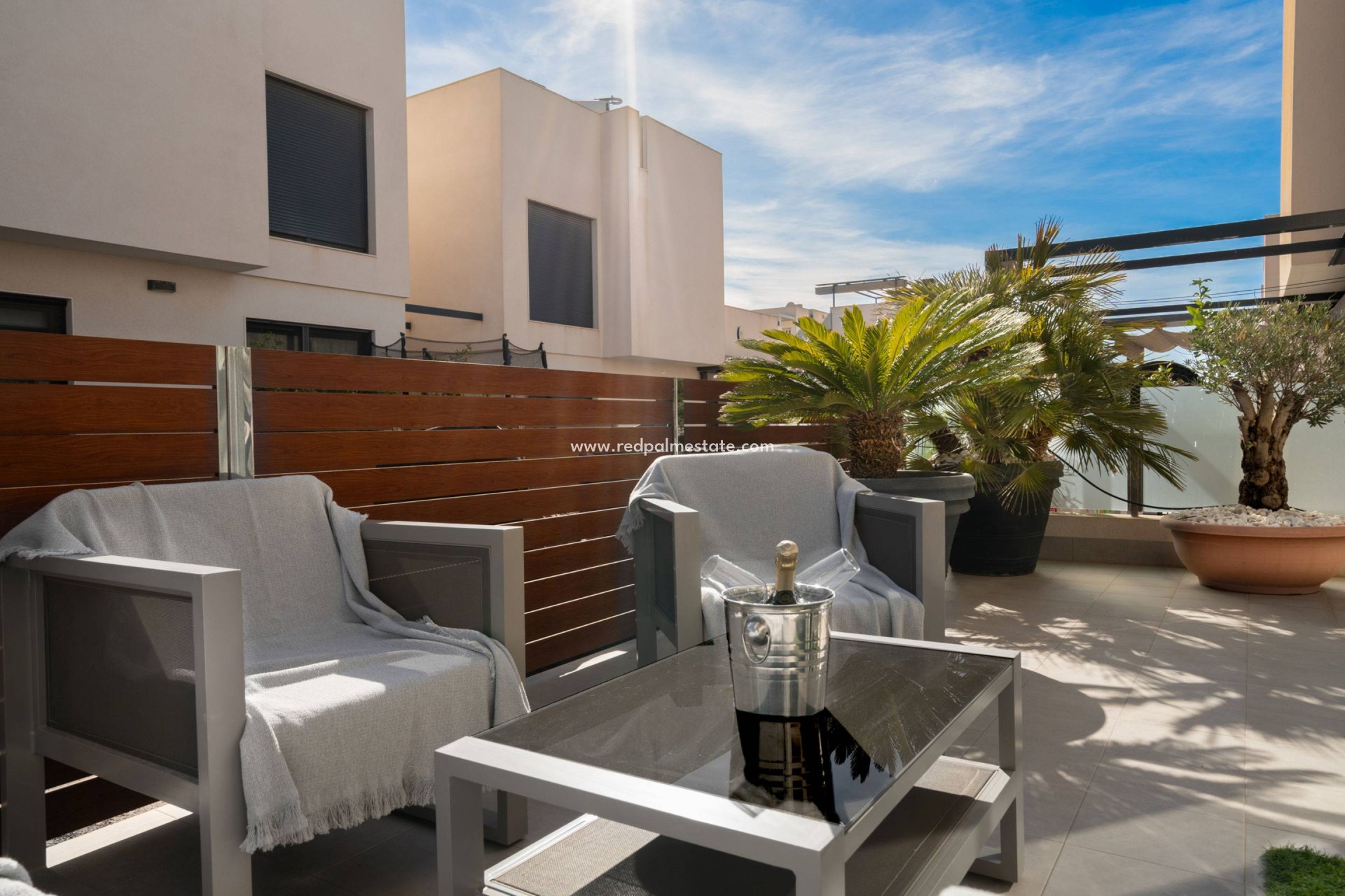 Revente - Villa -
Torrevieja - Aguas Nueva