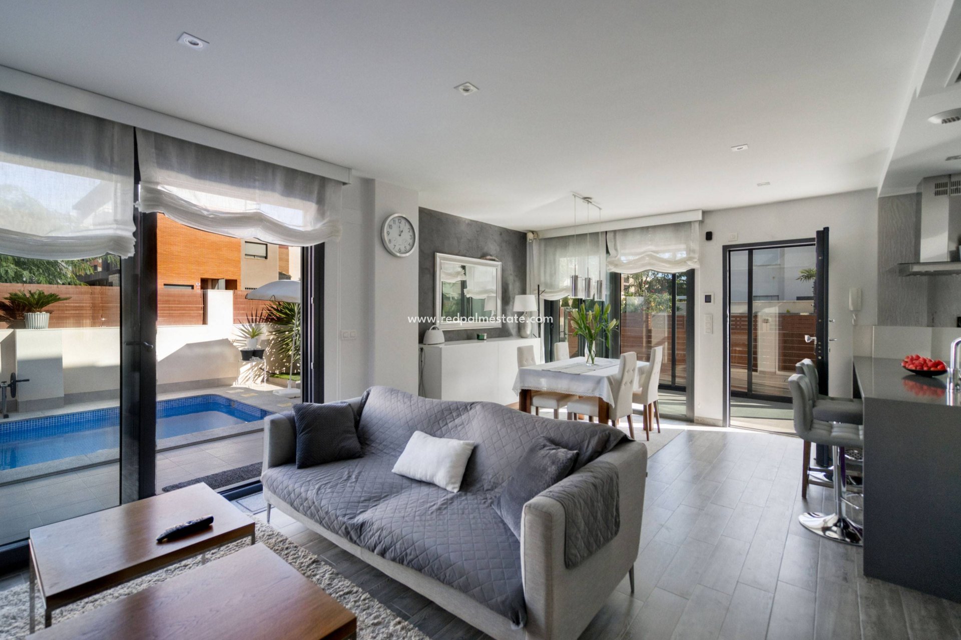 Revente - Villa -
Torrevieja - Aguas Nueva