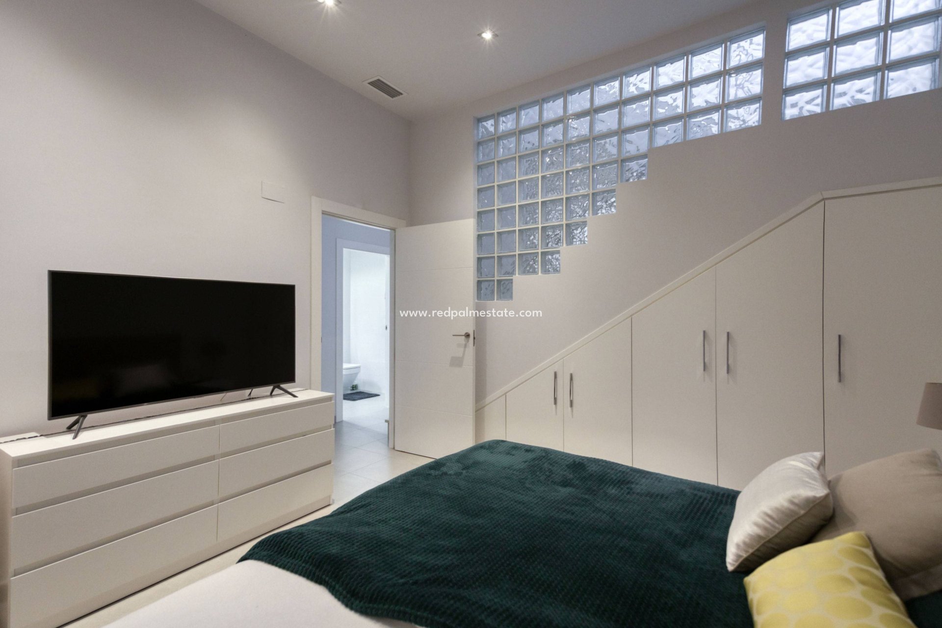 Revente - Villa -
Torrevieja - Aguas Nueva