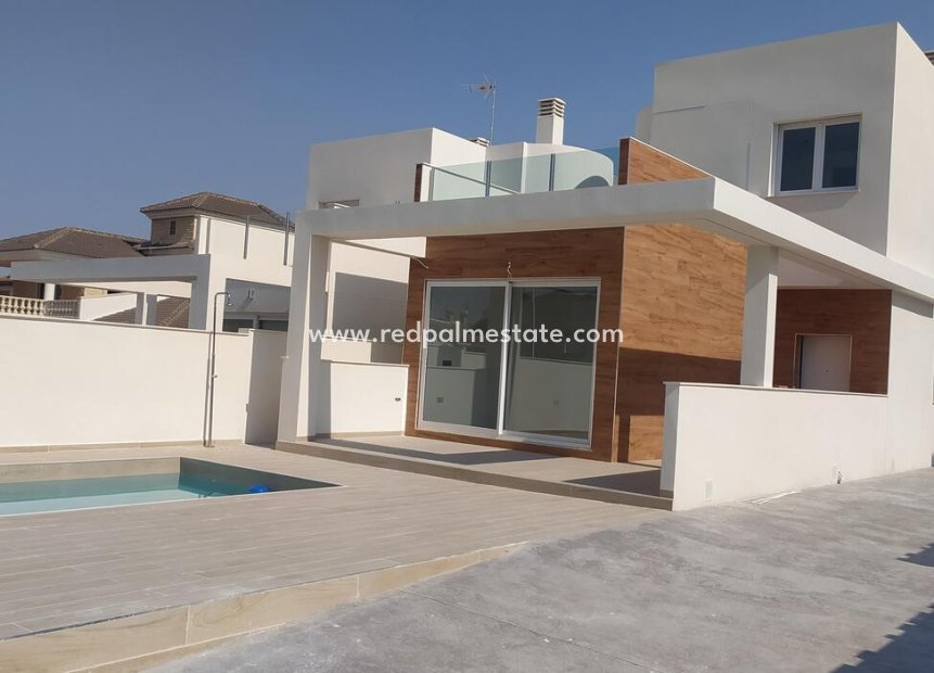 Revente - Villa -
Torrevieja - Aguas Nueva