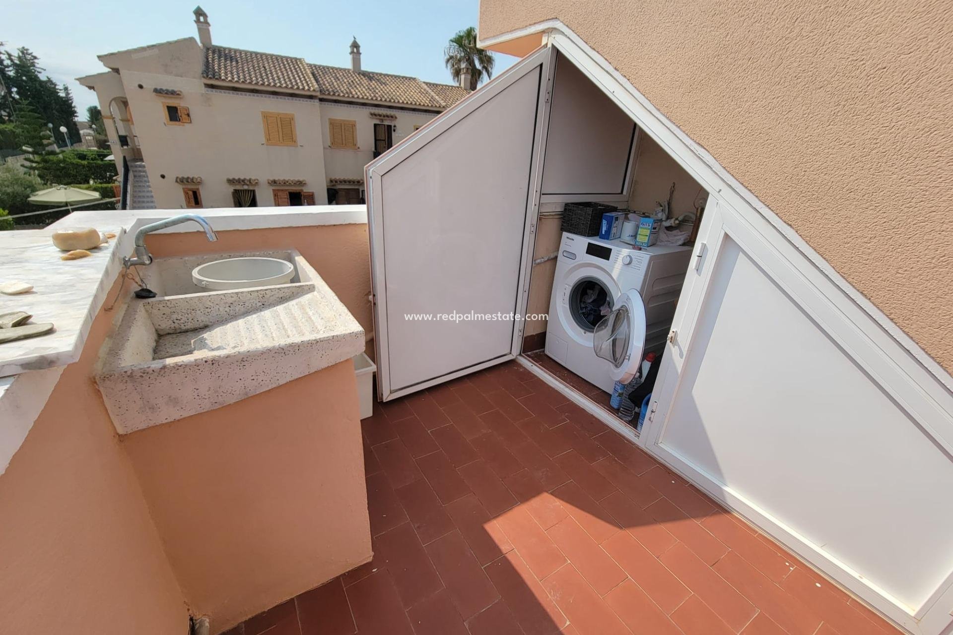 Revente - Villa -
Torrevieja - Aguas Nueva