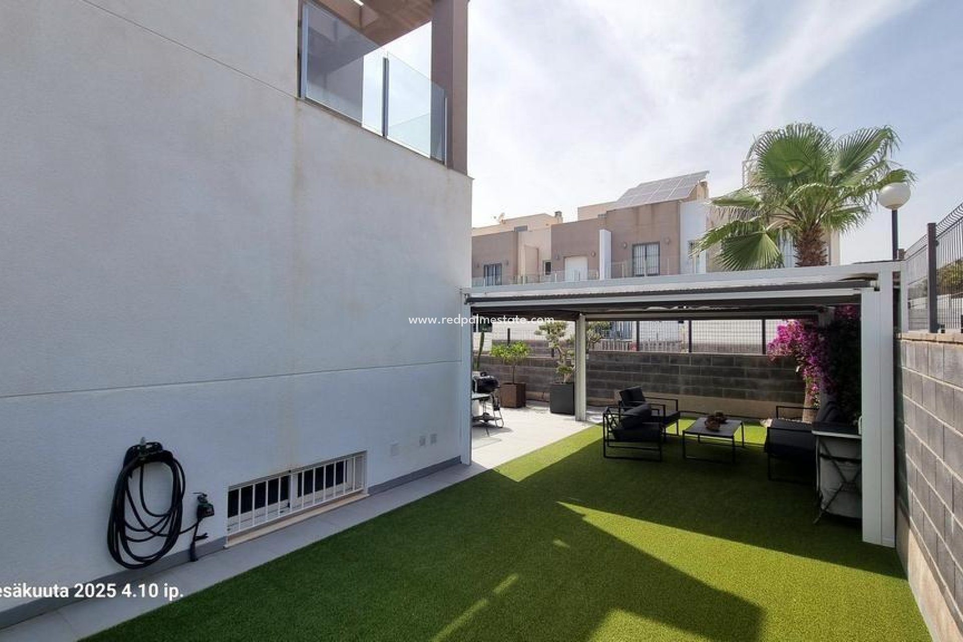 Revente - Villa -
Torrevieja - Aguas Nueva