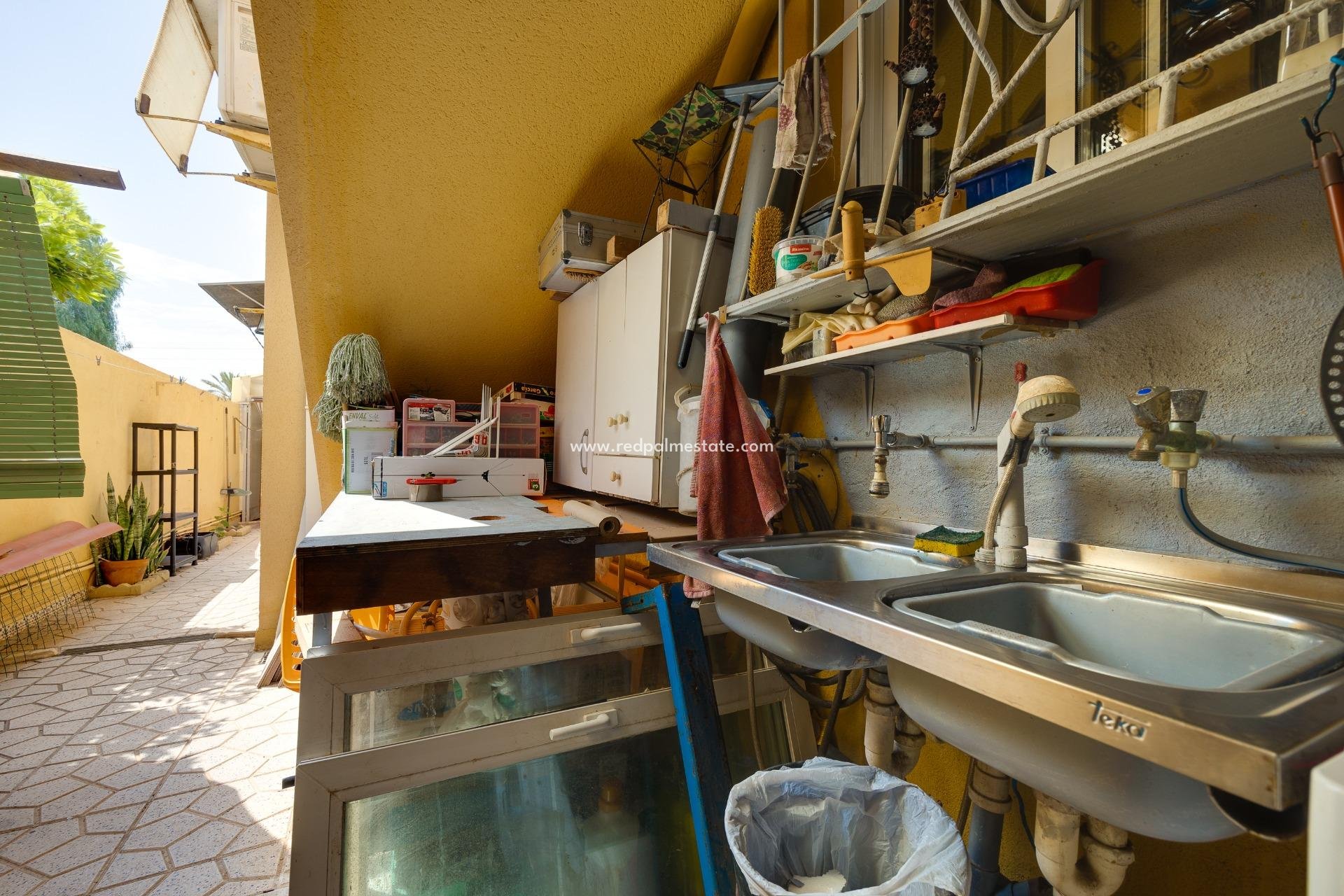 Revente - Villa -
Torrevieja - Aguas Nueva