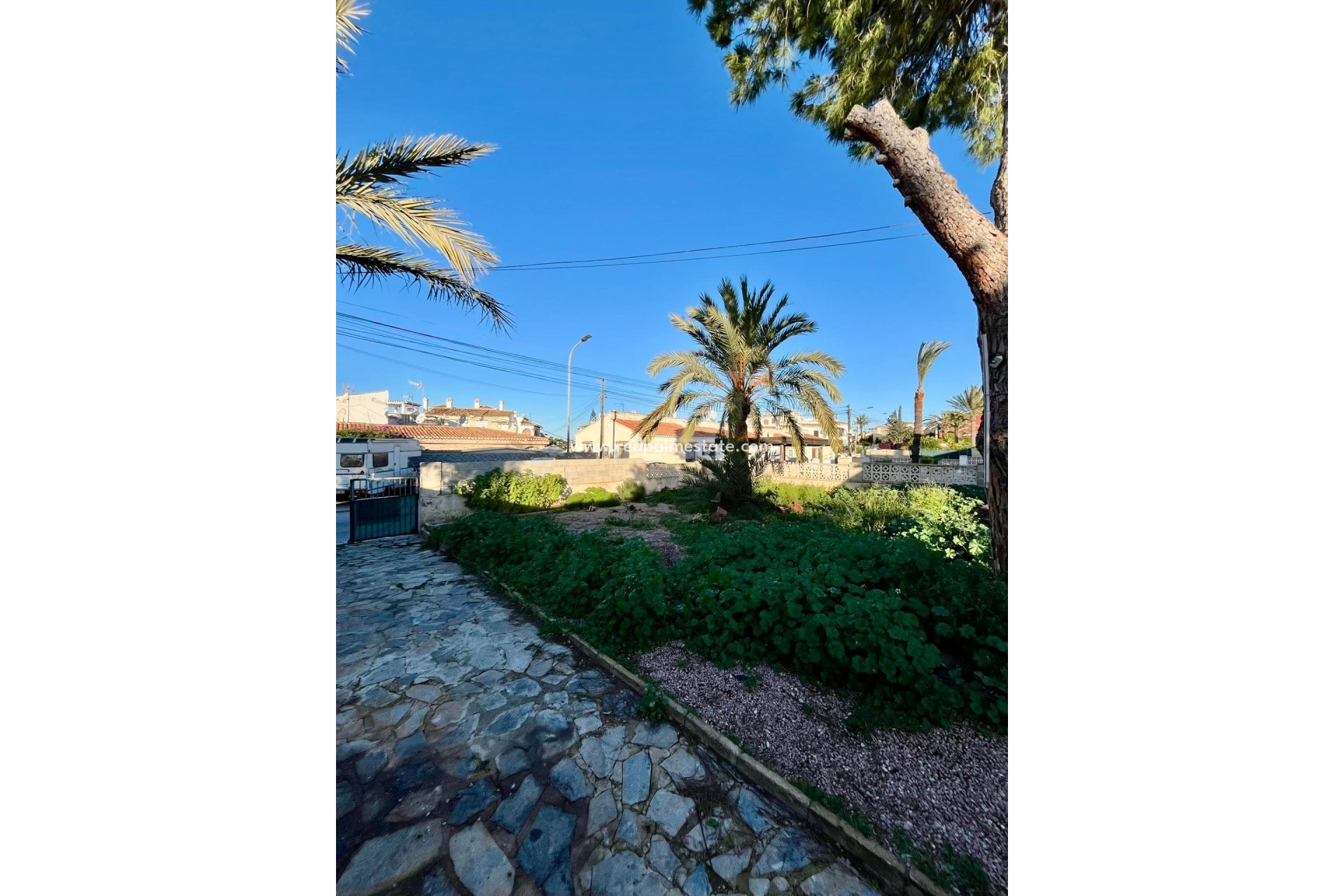 Revente - Villa -
Torrevieja - Aguas Nueva