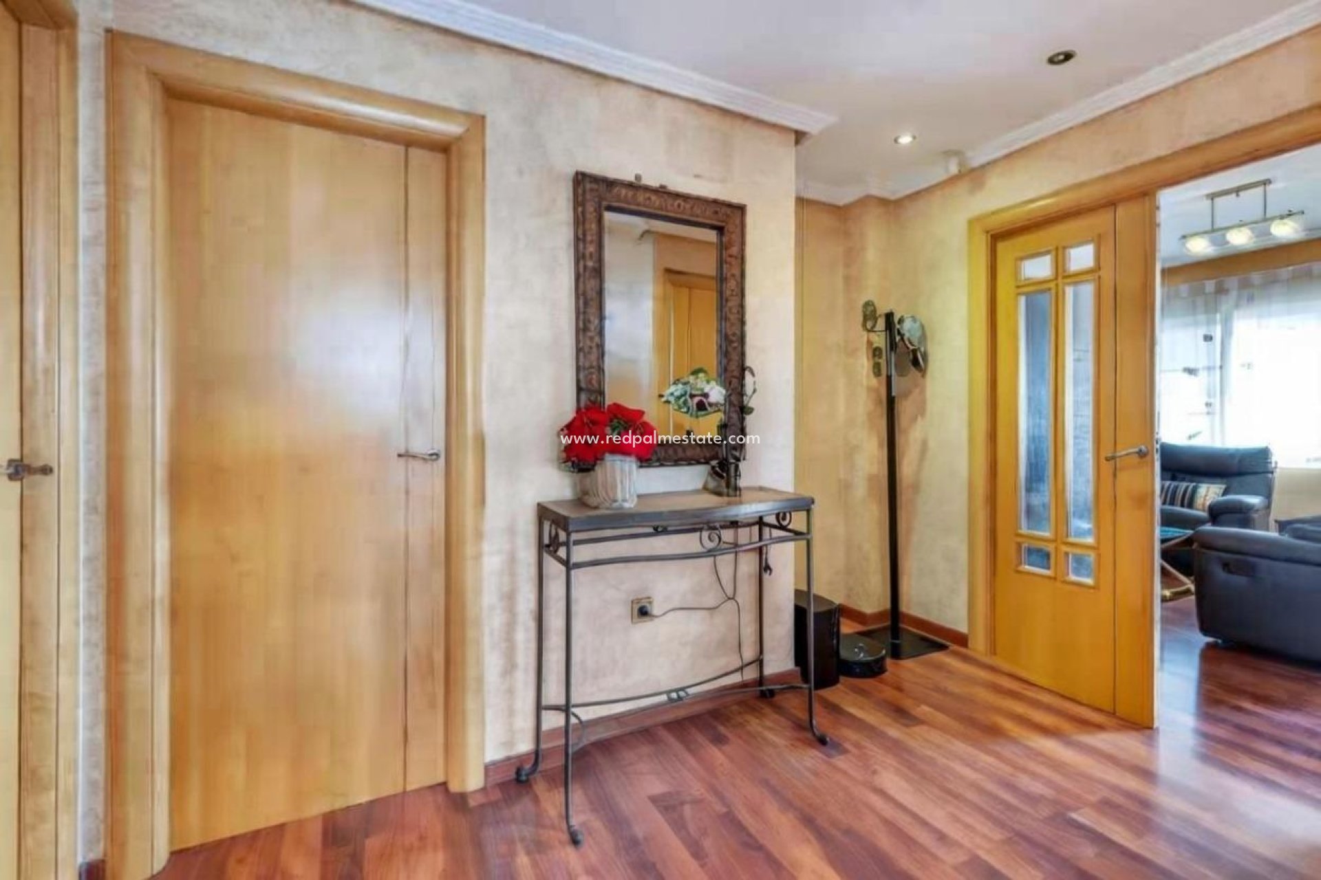 Revente - Villa -
Torrevieja - Aguas Nueva