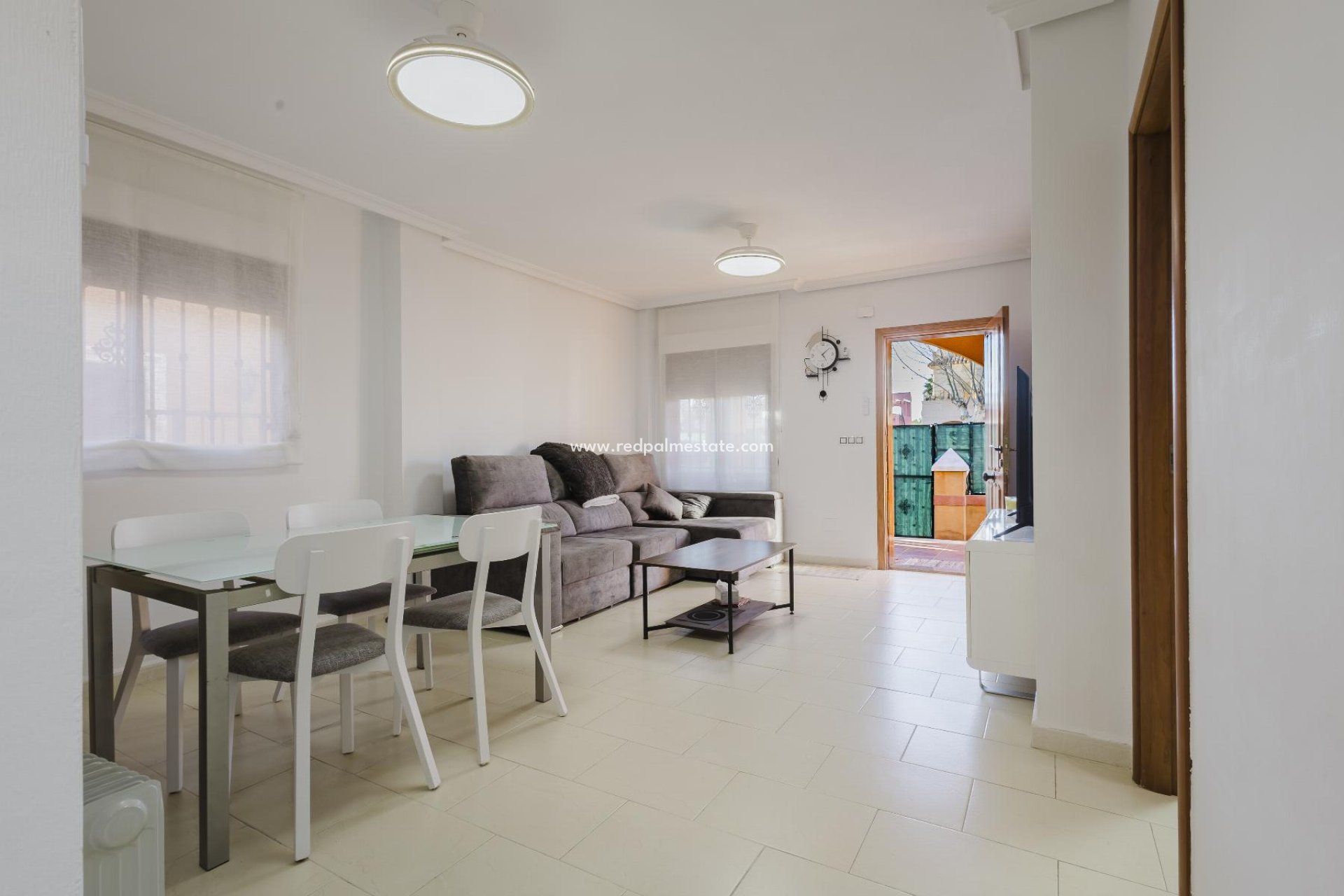 Revente - Villa -
Torrevieja - Aguas Nuevas