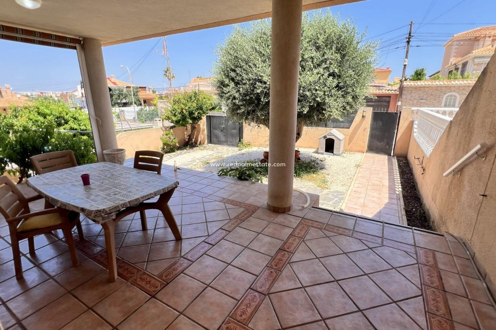 Revente - Villa -
Torrevieja - Aguas Nuevas
