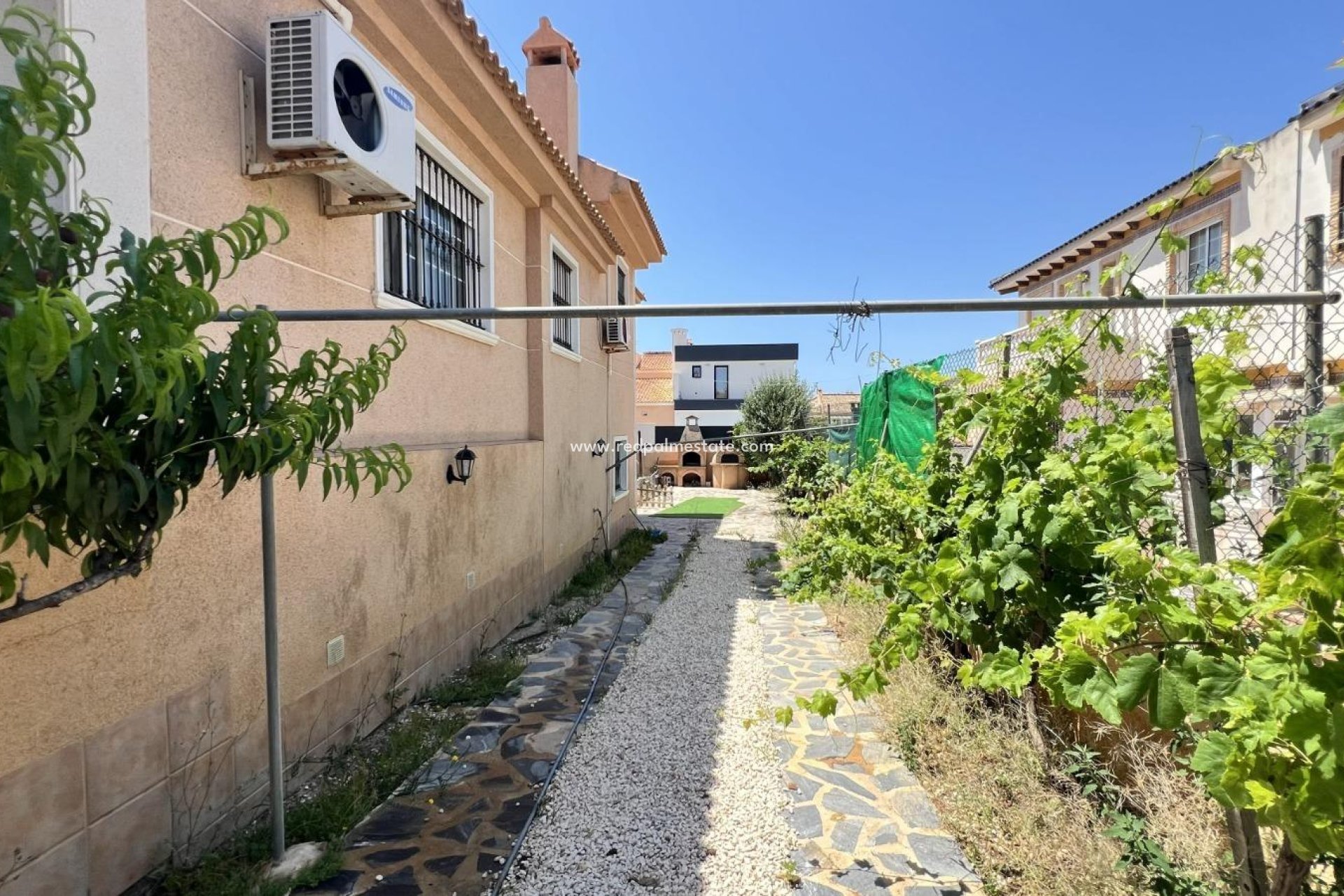 Revente - Villa -
Torrevieja - Aguas Nuevas