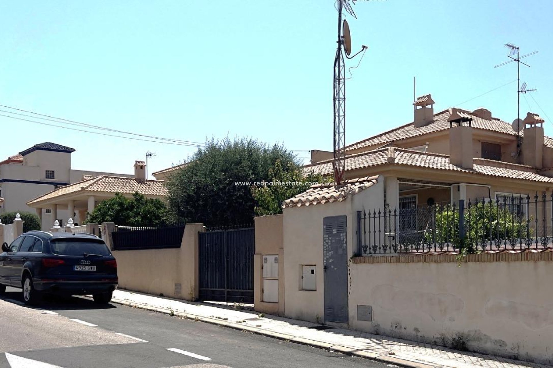 Revente - Villa -
Torrevieja - Aguas Nuevas