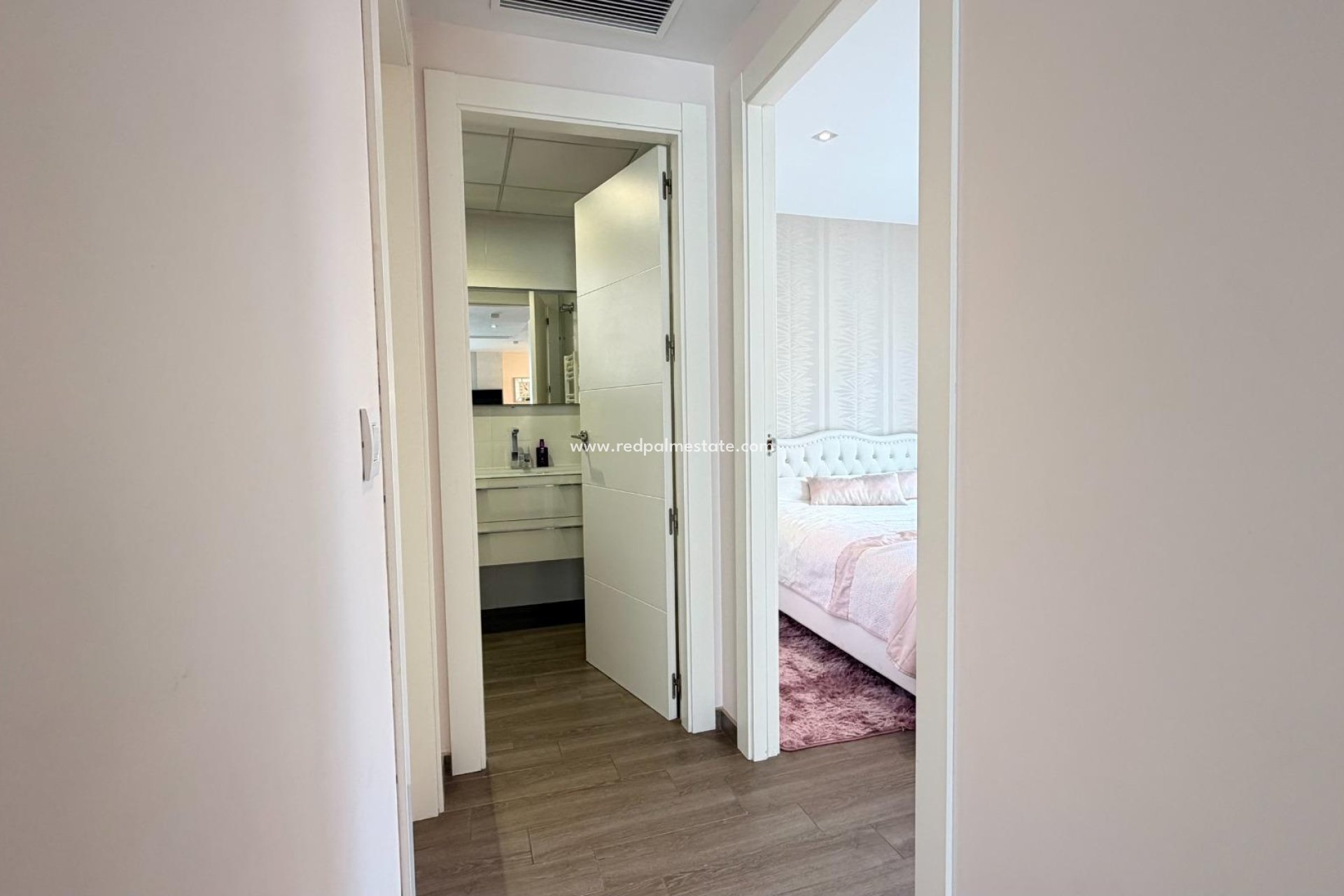 Revente - Villa -
Torrevieja - Aguas Nuevas
