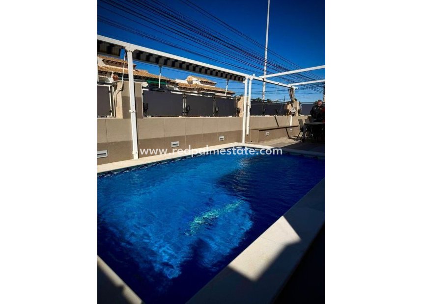 Revente - Villa -
Torrevieja - Barrio Los Balcones - Los Altos del Edén