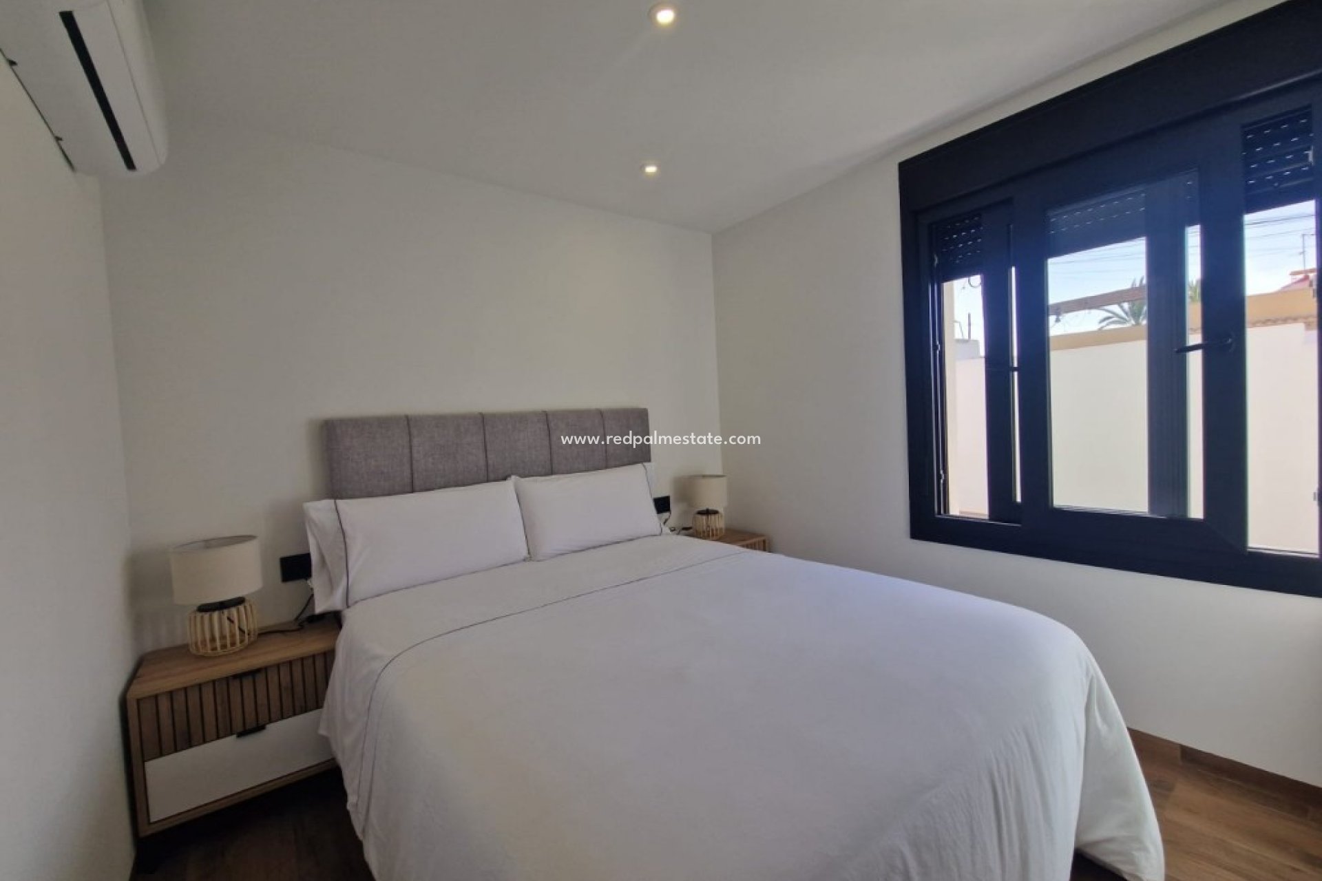 Revente - Villa -
Torrevieja - Costa Blanca