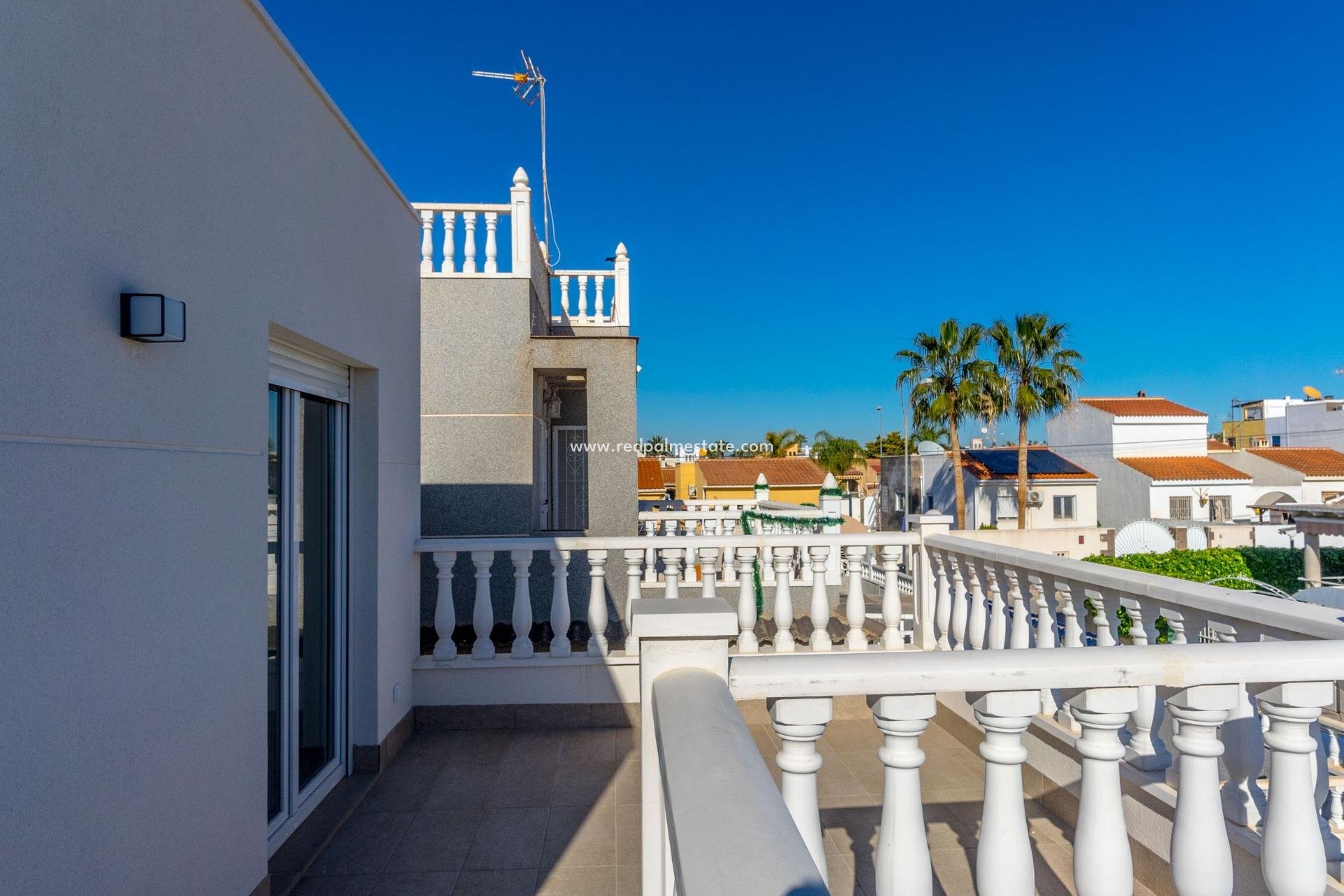 Revente - Villa -
Torrevieja - El chaparral