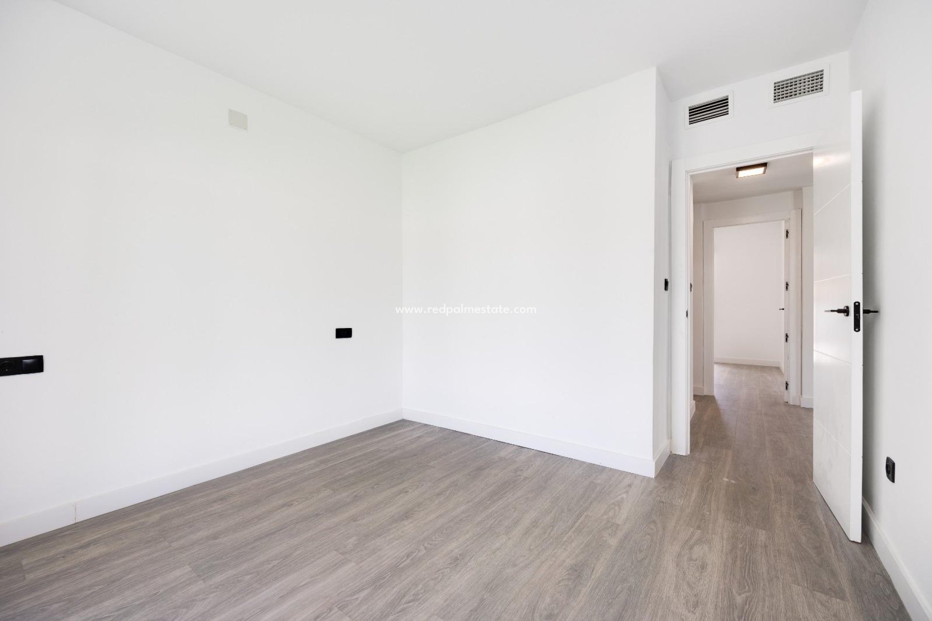 Revente - Villa -
Torrevieja - El limonar