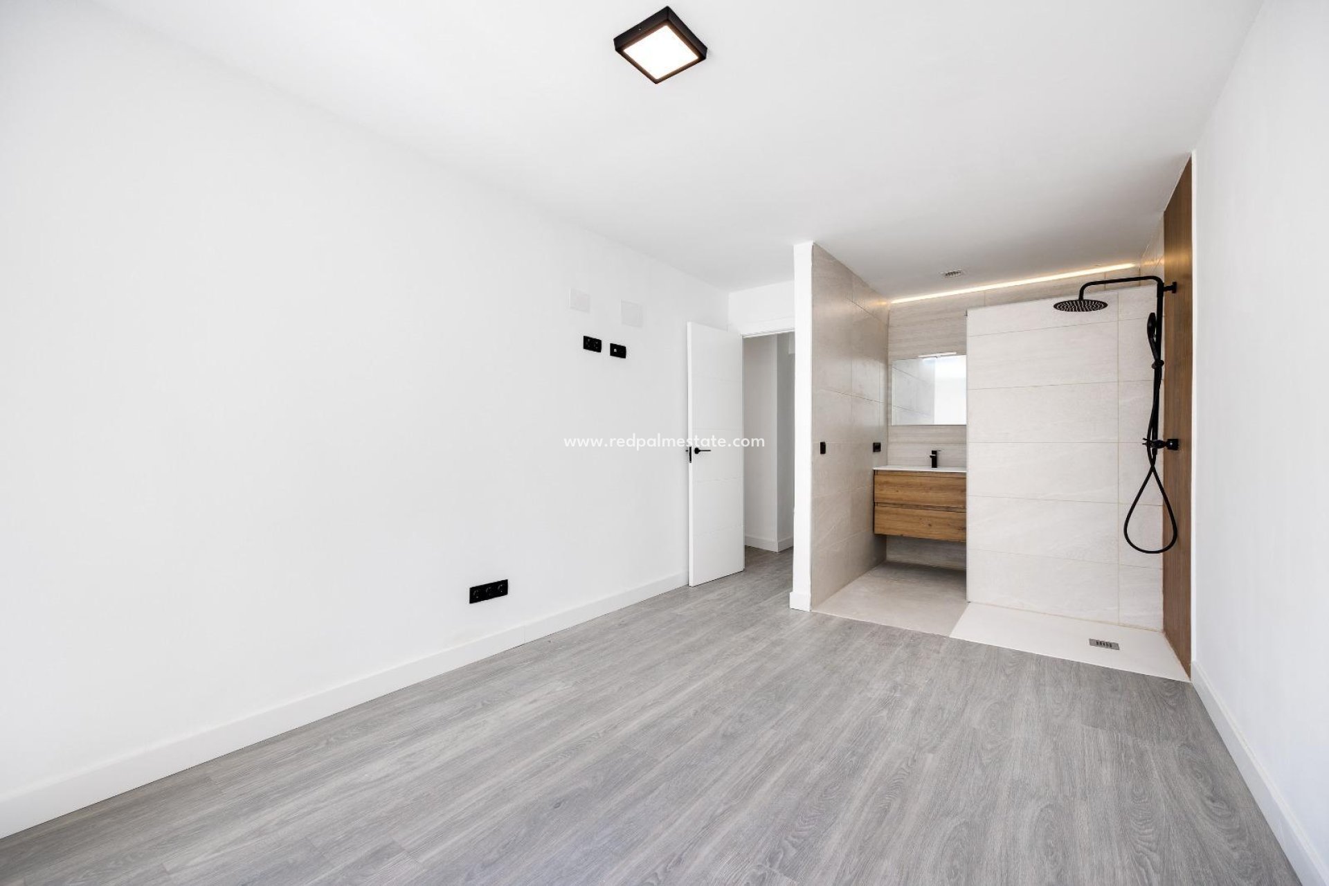 Revente - Villa -
Torrevieja - El limonar