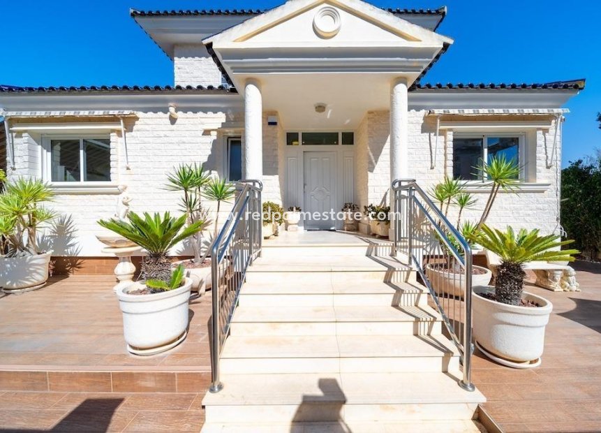 Revente - Villa -
Torrevieja - La Mata