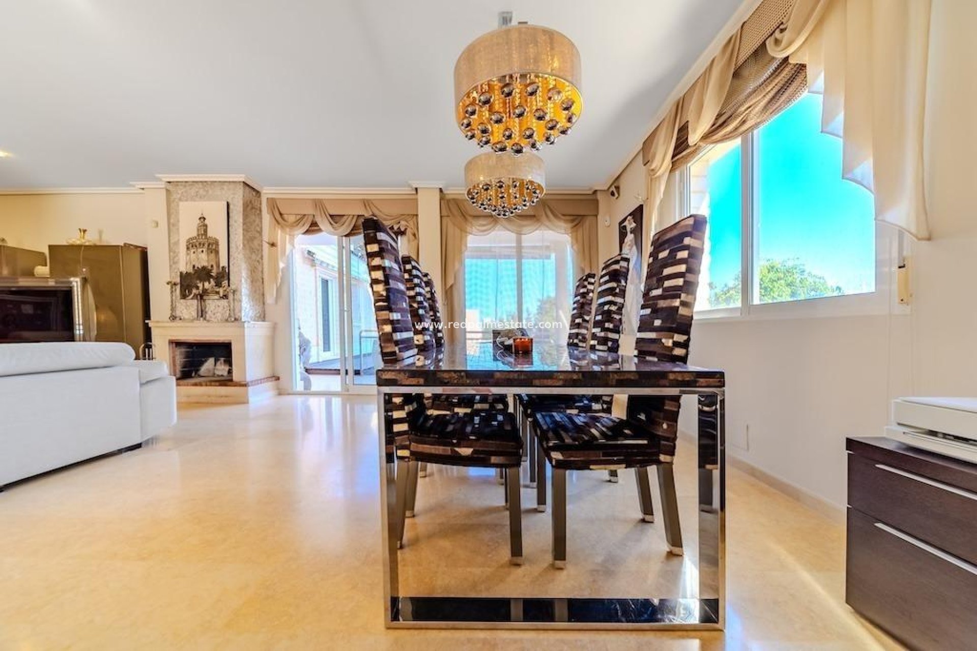 Revente - Villa -
Torrevieja - La Mata