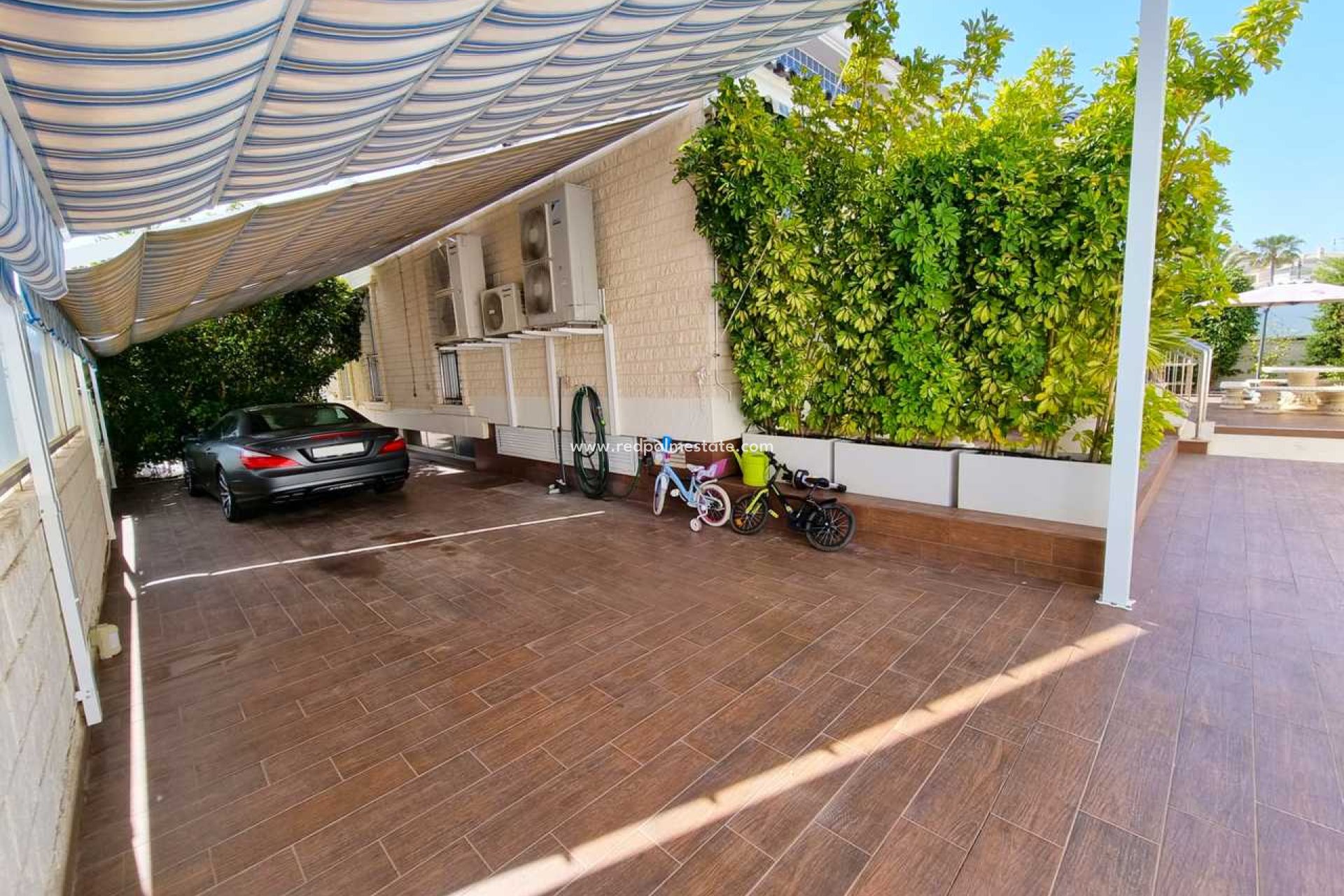 Revente - Villa -
Torrevieja - La Mata