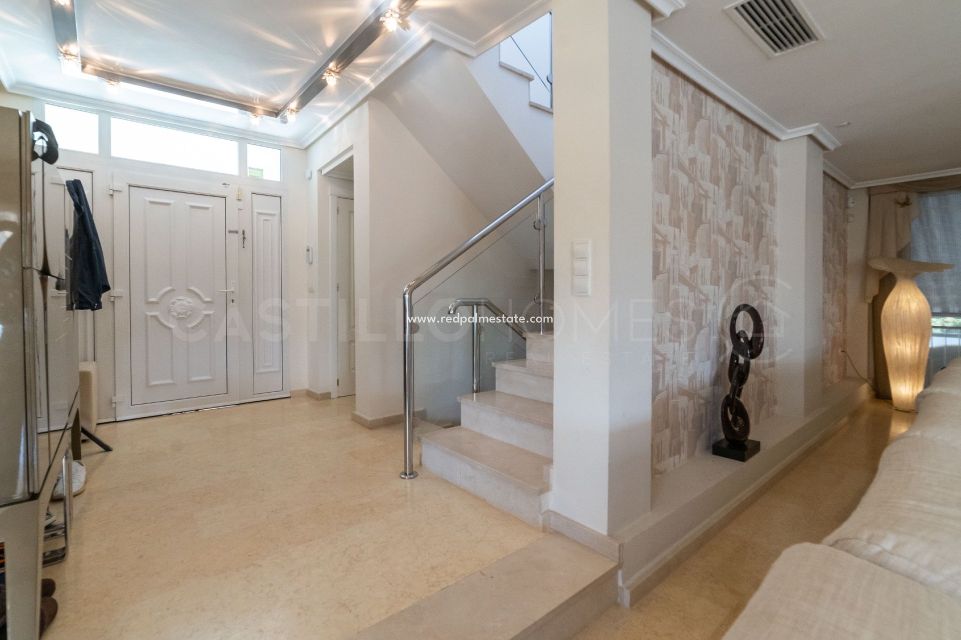 Revente - Villa -
Torrevieja - La Mata