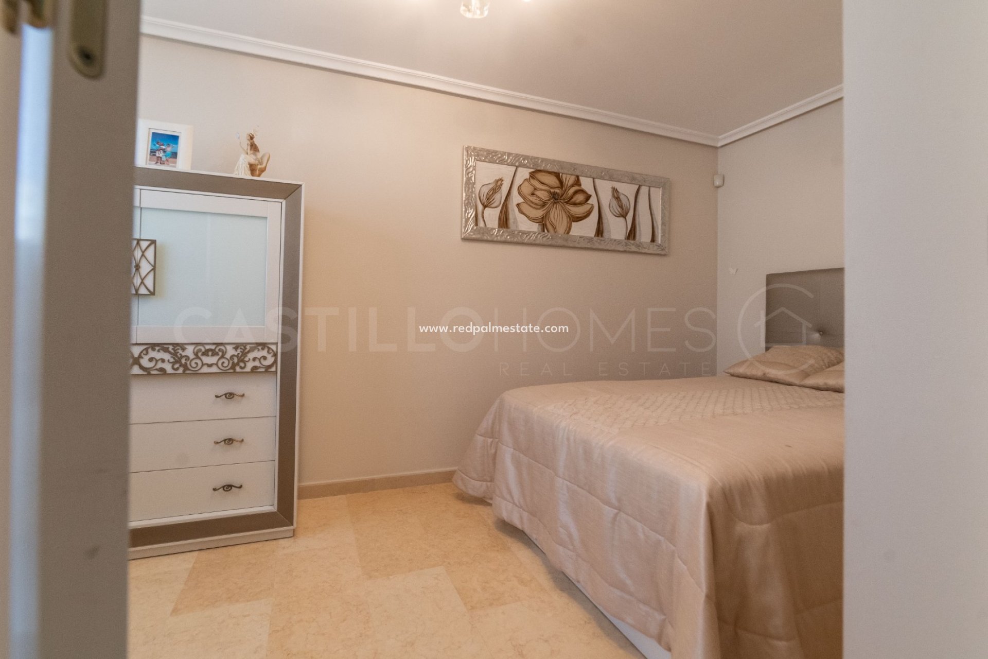 Revente - Villa -
Torrevieja - La Mata