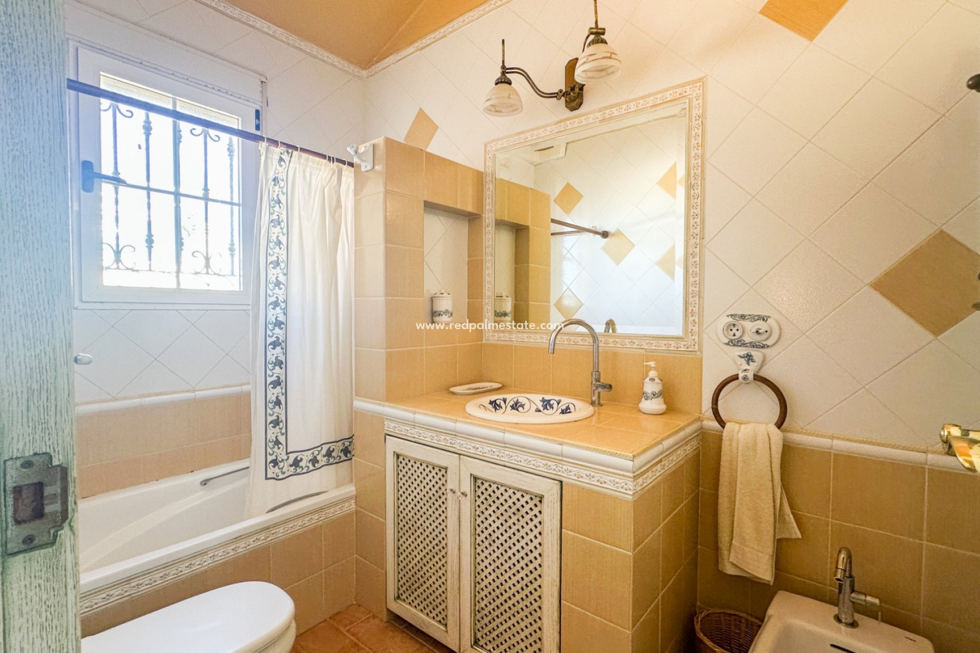 Revente - Villa -
Torrevieja - La Mata