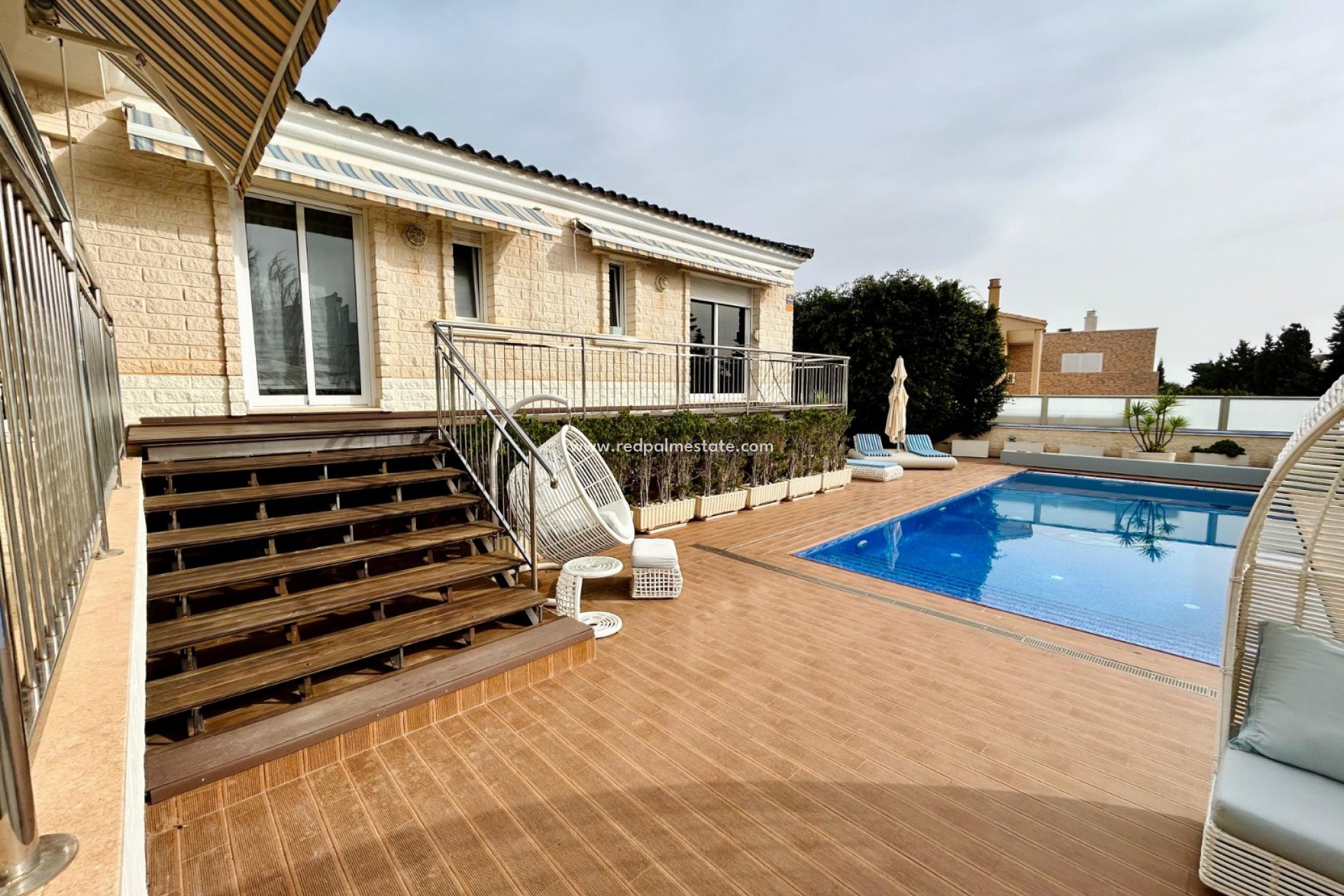 Revente - Villa -
Torrevieja - La Mata