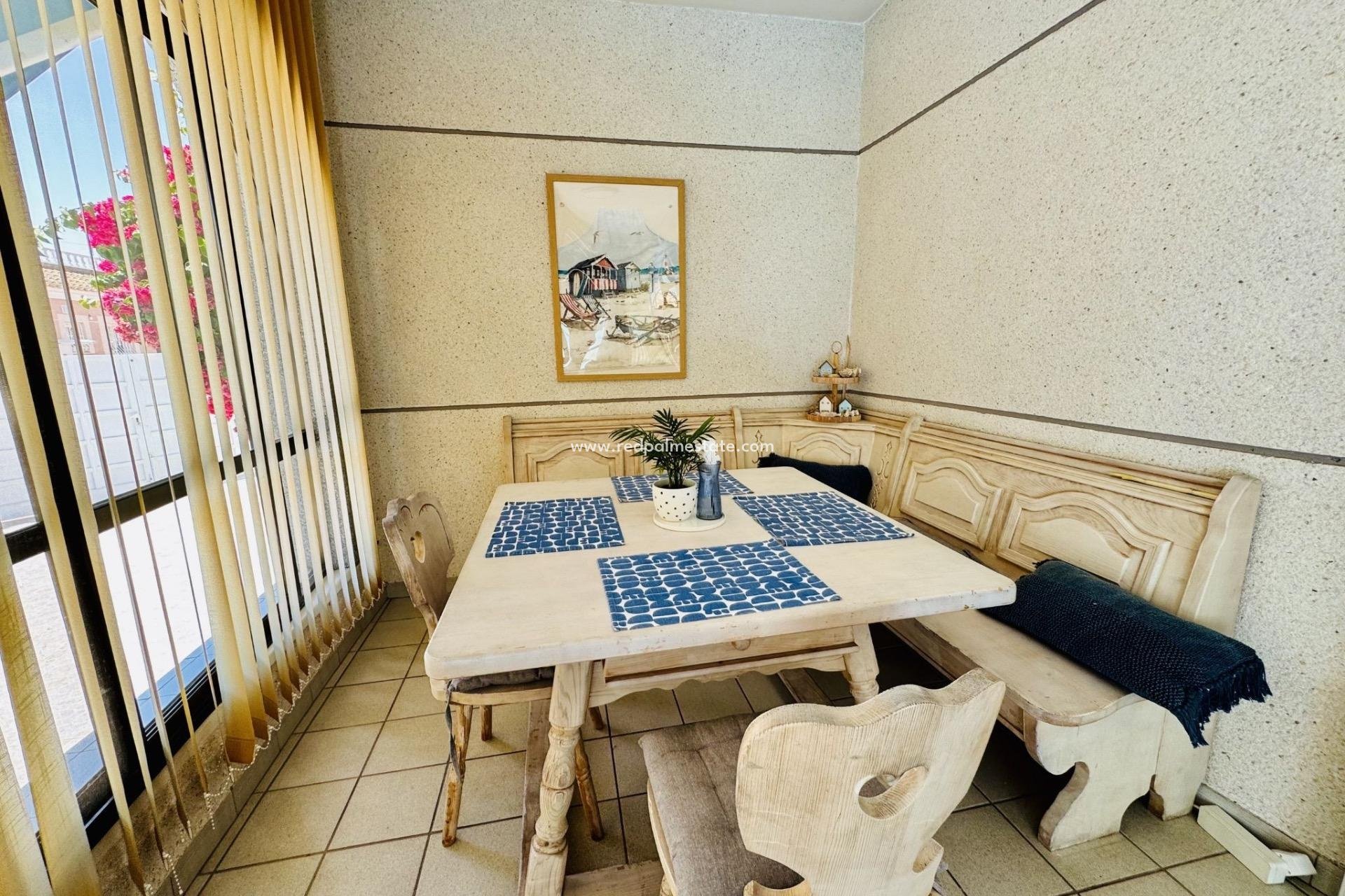 Revente - Villa -
Torrevieja - La Siesta - El Salado - Torreta