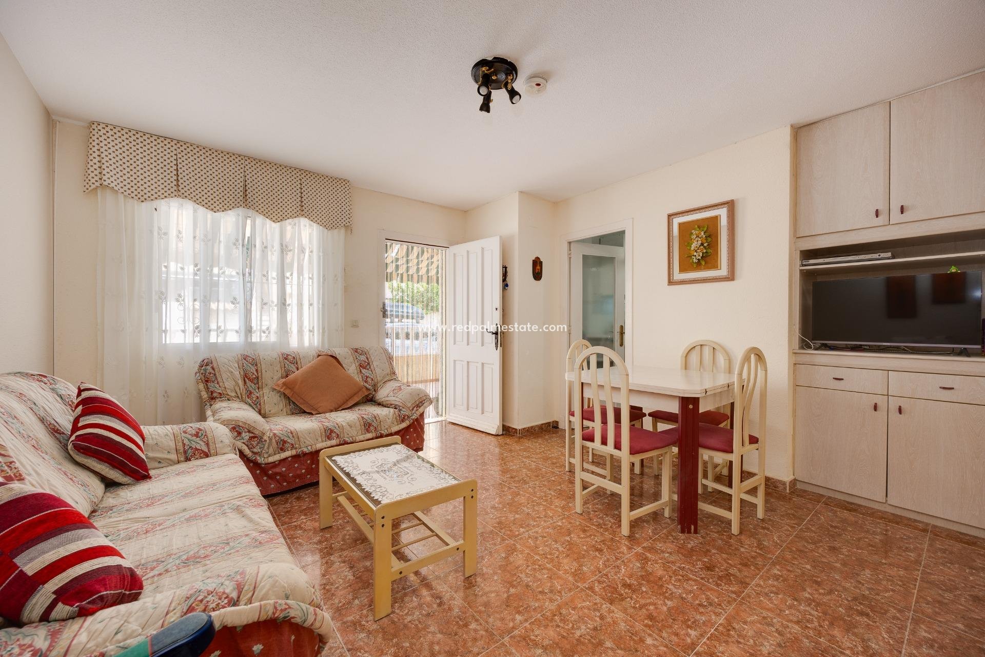 Revente - Villa -
Torrevieja - La Siesta - El Salado - Torreta