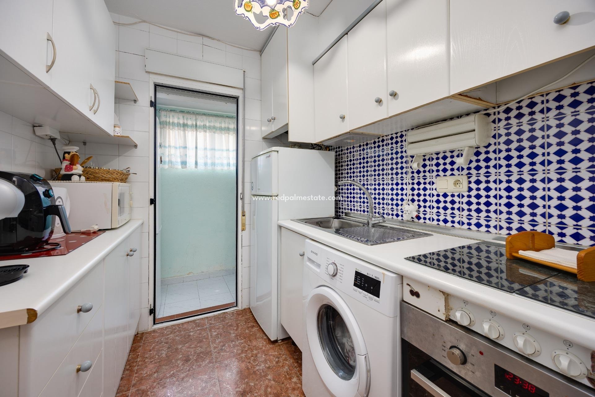 Revente - Villa -
Torrevieja - La Siesta - El Salado - Torreta