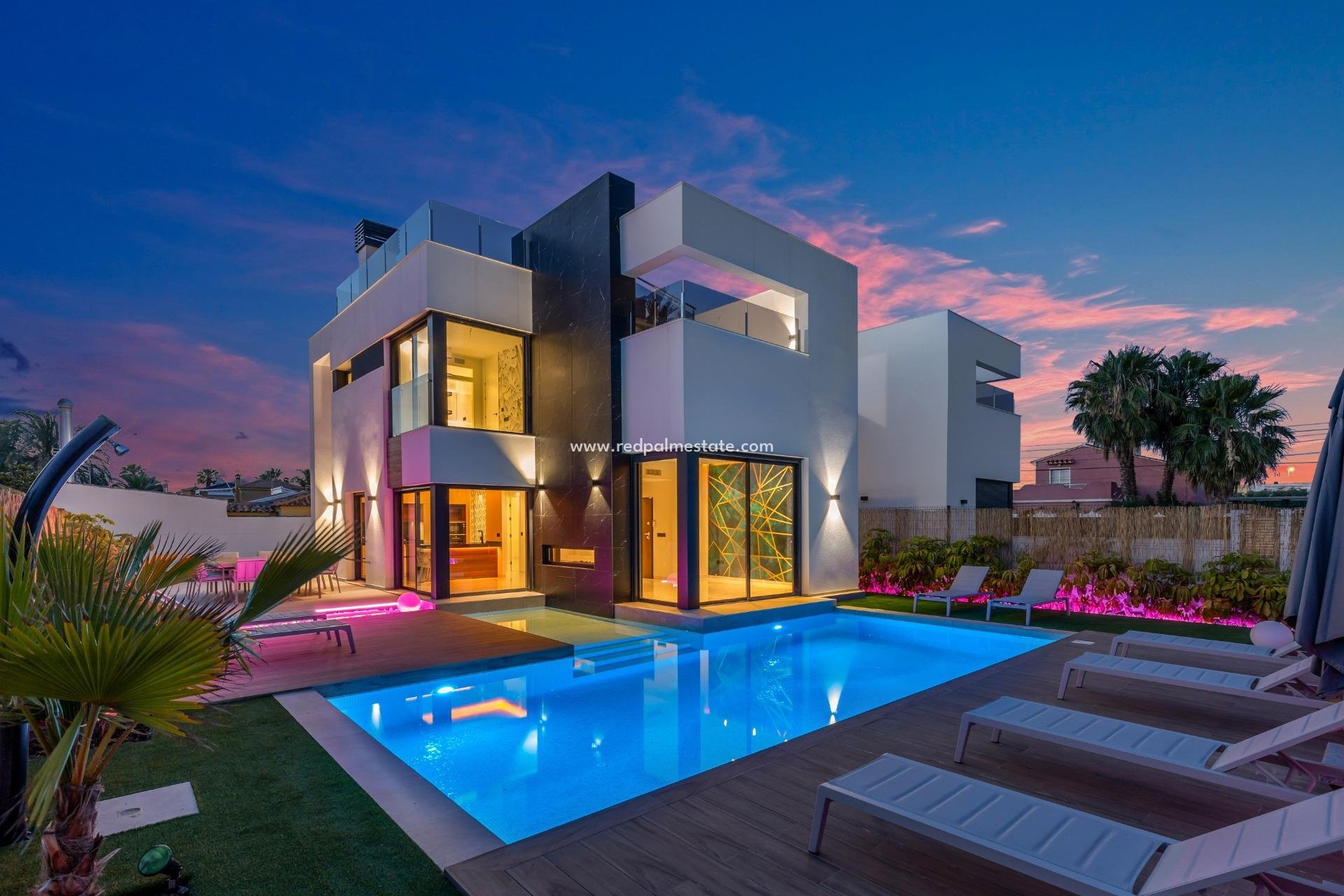 Revente - Villa -
Torrevieja - La Siesta - El Salado - Torreta