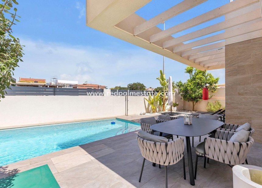 Revente - Villa -
Torrevieja - La Siesta - El Salado - Torreta