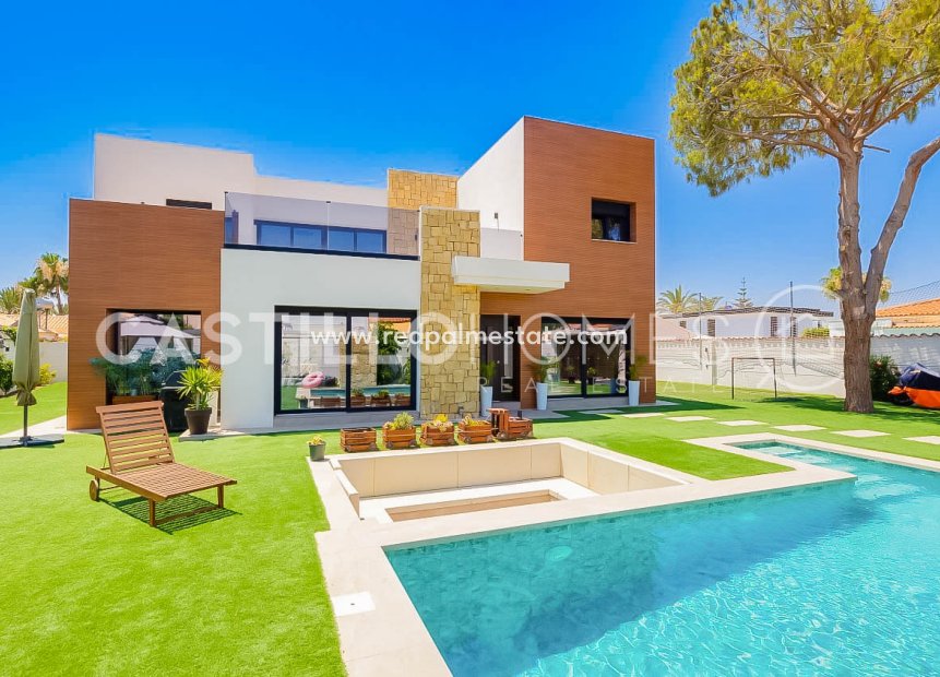 Revente - Villa -
Torrevieja - La Siesta - El Salado -  Torreta