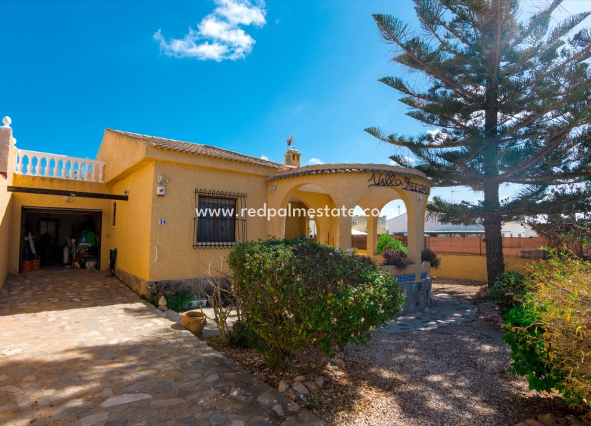 Revente - Villa -
Torrevieja - La Siesta - El Salado - Torreta
