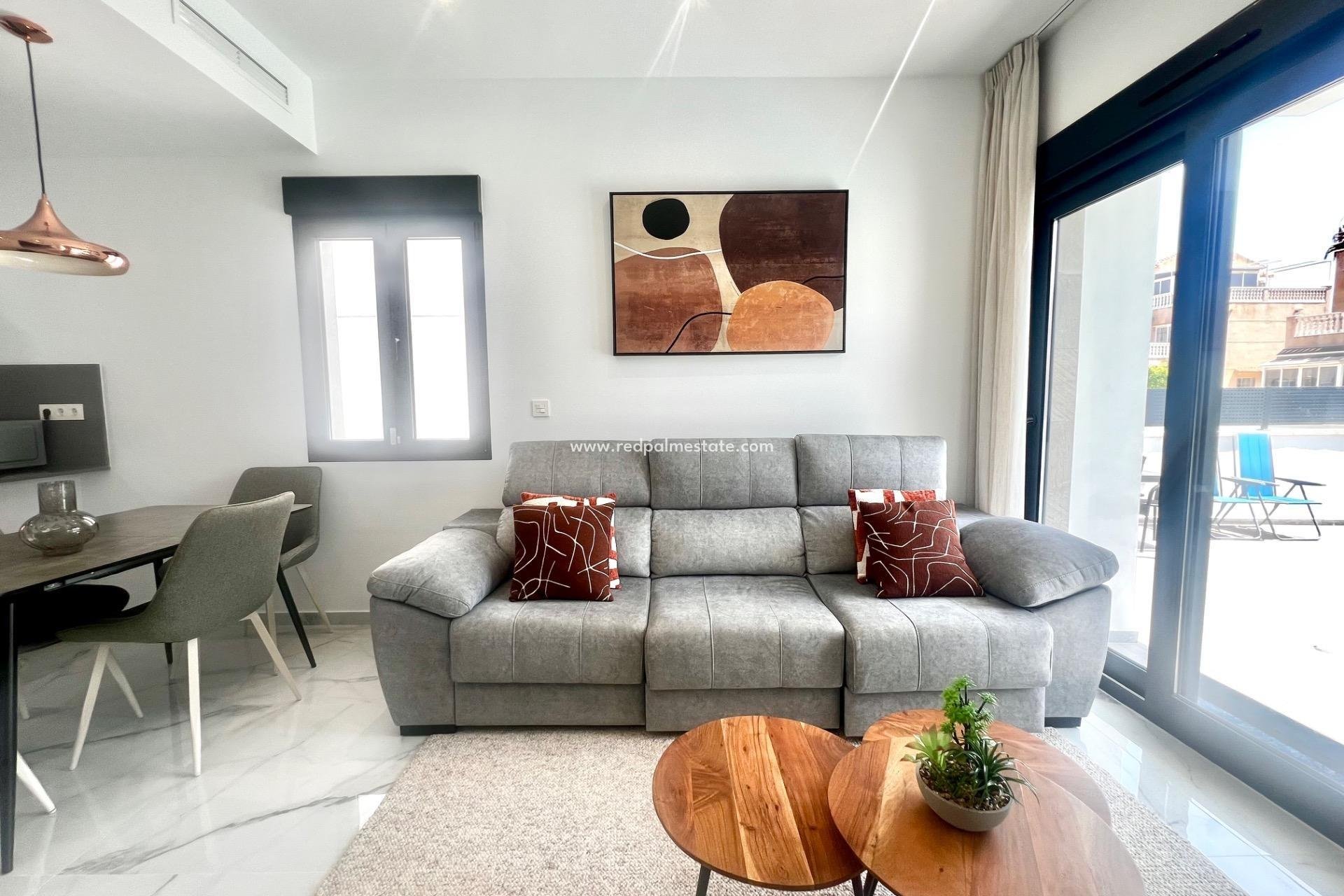 Revente - Villa -
Torrevieja - La Siesta - El Salado -  Torreta