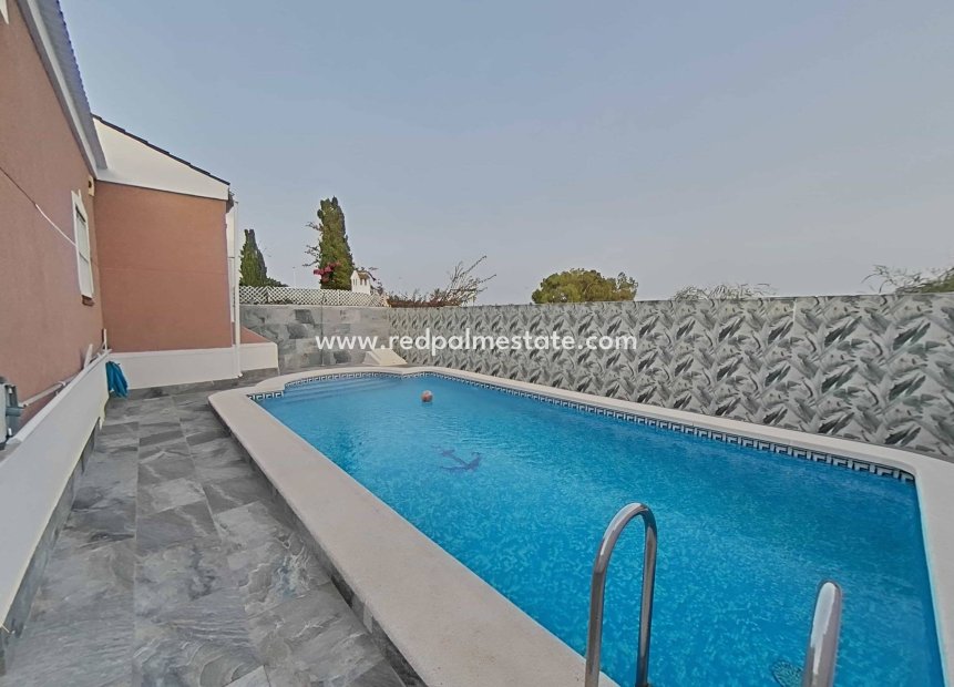 Revente - Villa -
Torrevieja - La Siesta - El Salado -  Torreta