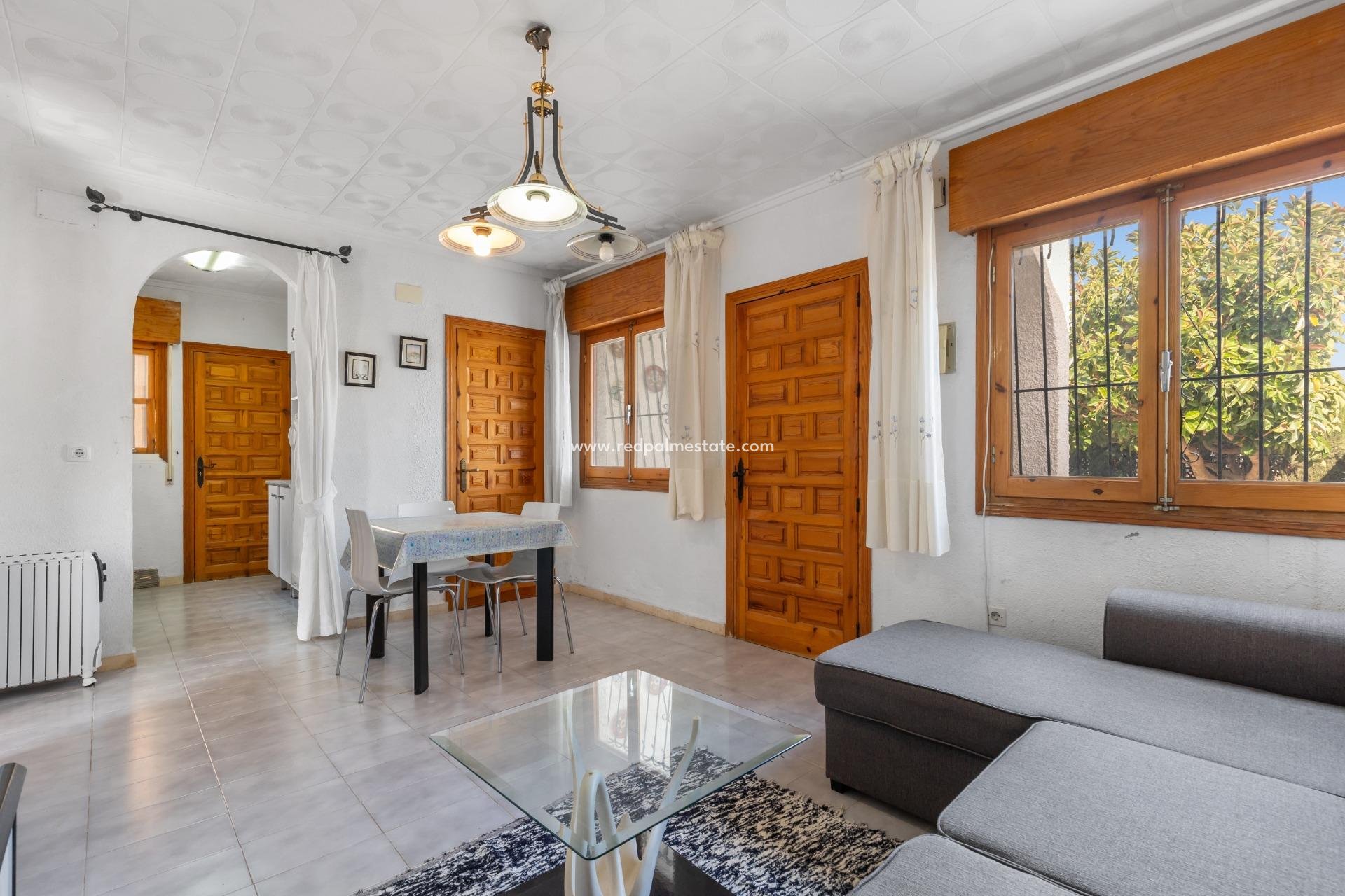 Revente - Villa -
Torrevieja - La Siesta - El Salado -  Torreta