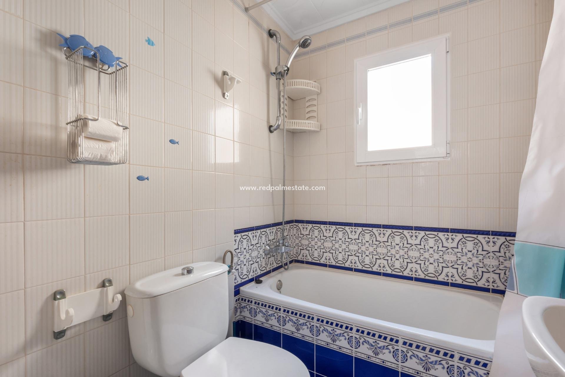 Revente - Villa -
Torrevieja - La Siesta - El Salado -  Torreta