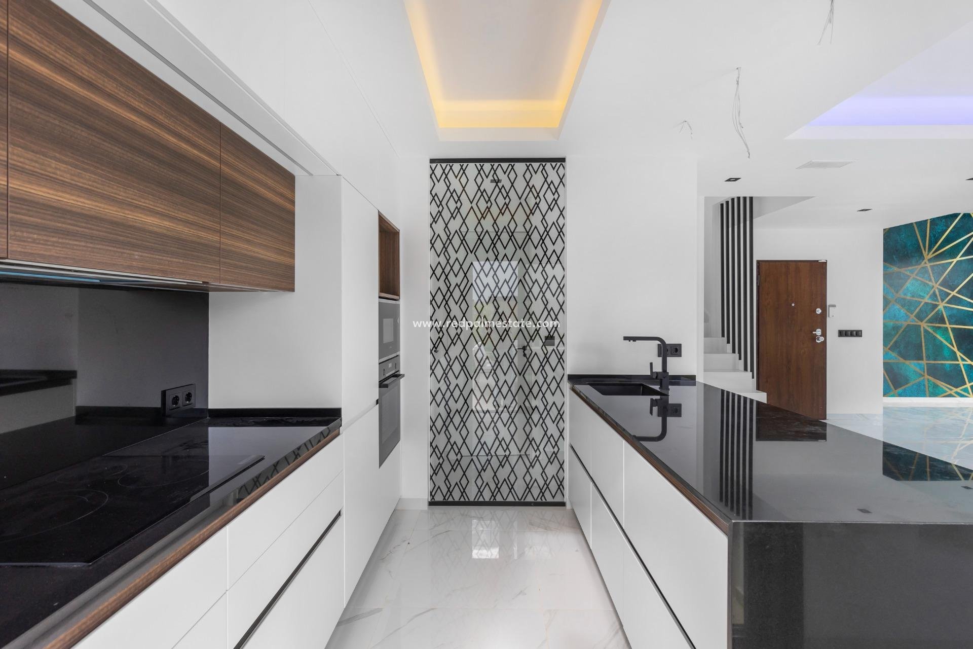 Revente - Villa -
Torrevieja - La Siesta - El Salado - Torreta