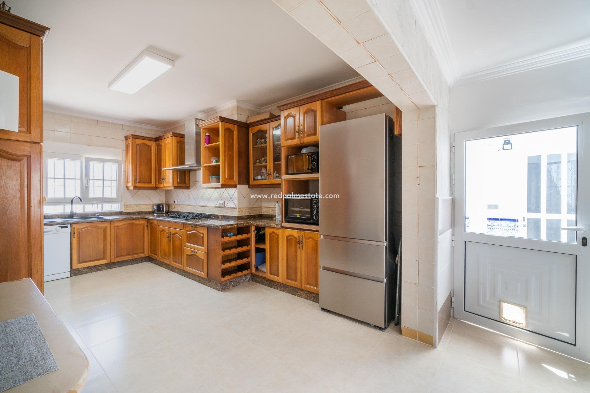 Revente - Villa -
Torrevieja - La Siesta - El Salado - Torreta